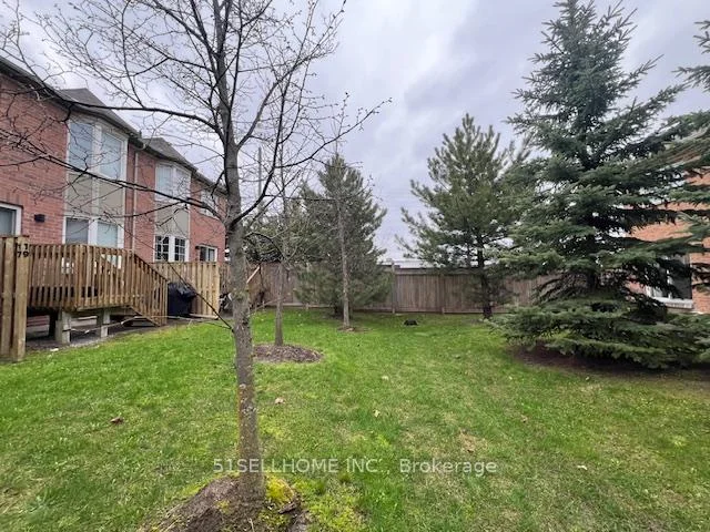 Photo 9 of 17 Winn Place, Aurora, Bayview Northeast — HOMEH