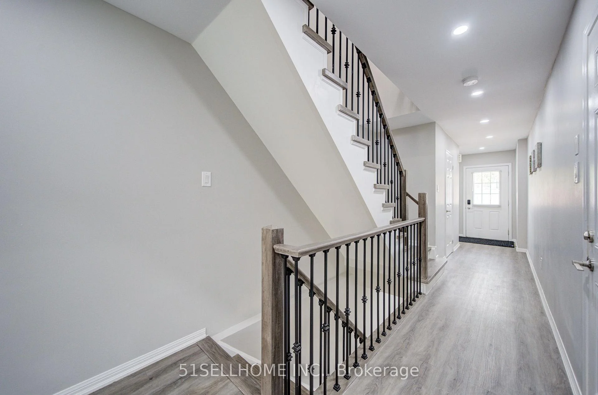 Photo 42 of 17 Winn Place, Aurora, Bayview Northeast — HOMEH