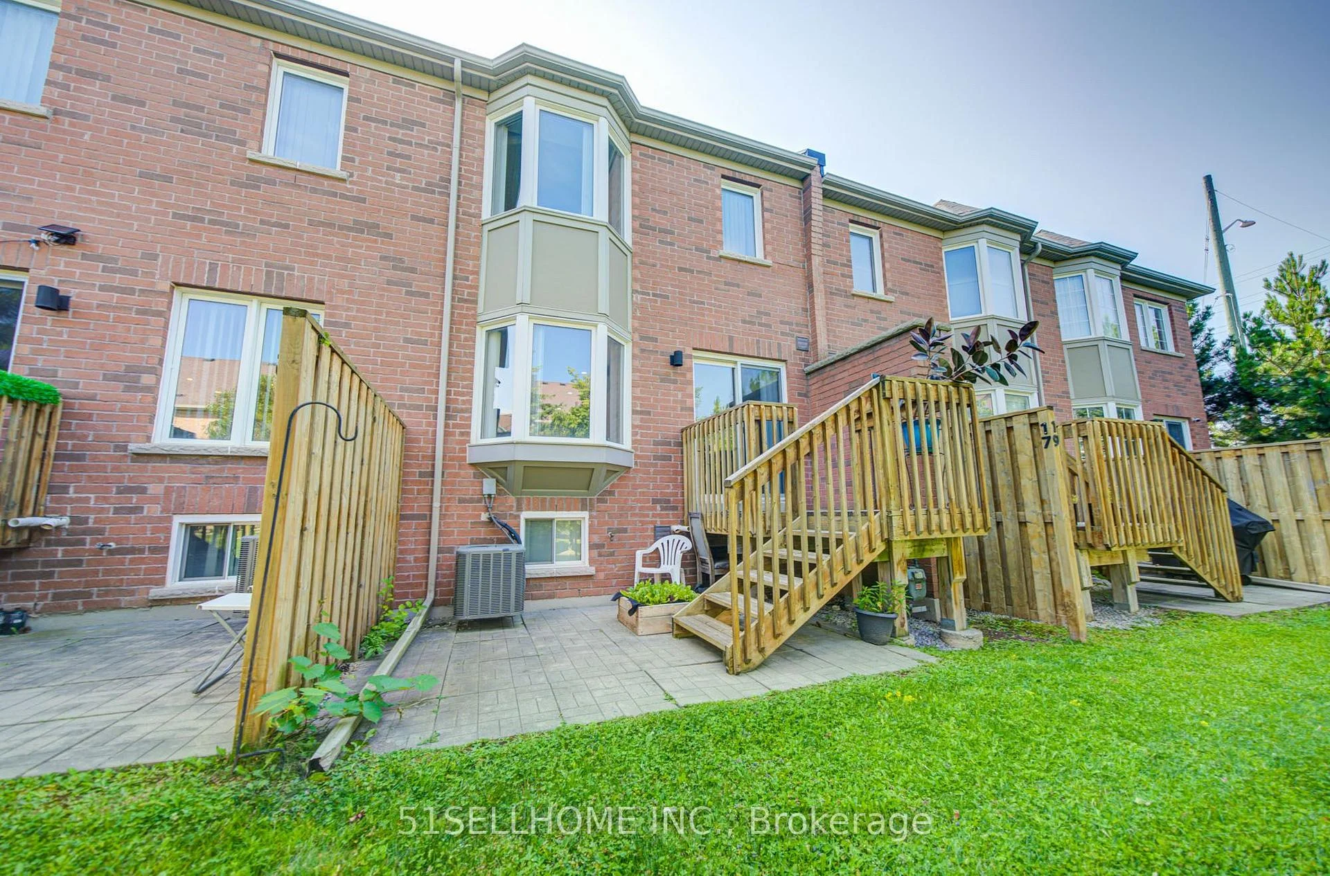 Photo 56 of 17 Winn Place, Aurora, Bayview Northeast — HOMEH