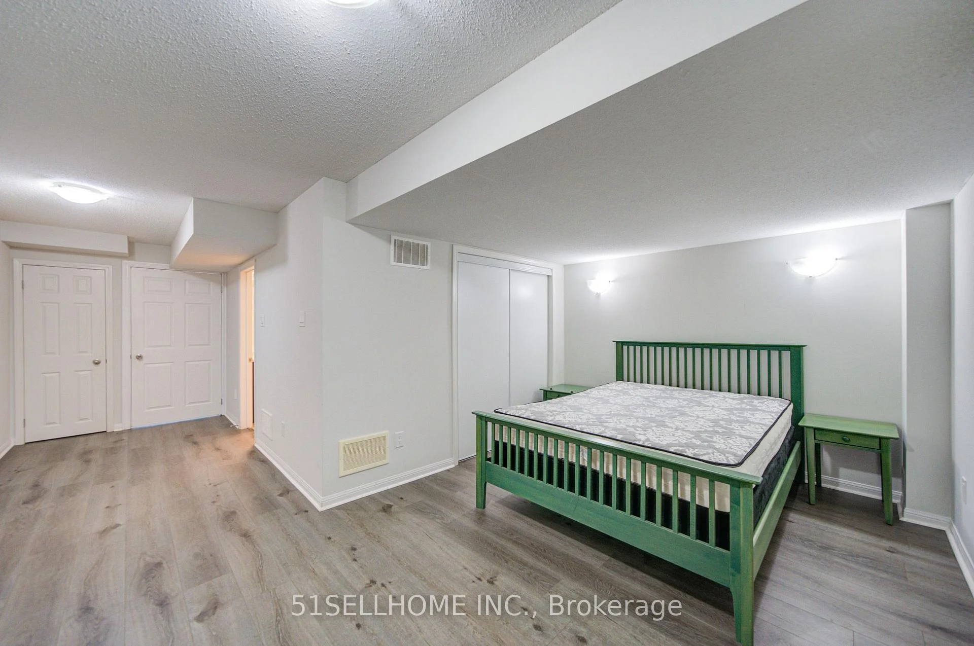 Photo 79 of 17 Winn Place, Aurora, Bayview Northeast — HOMEH