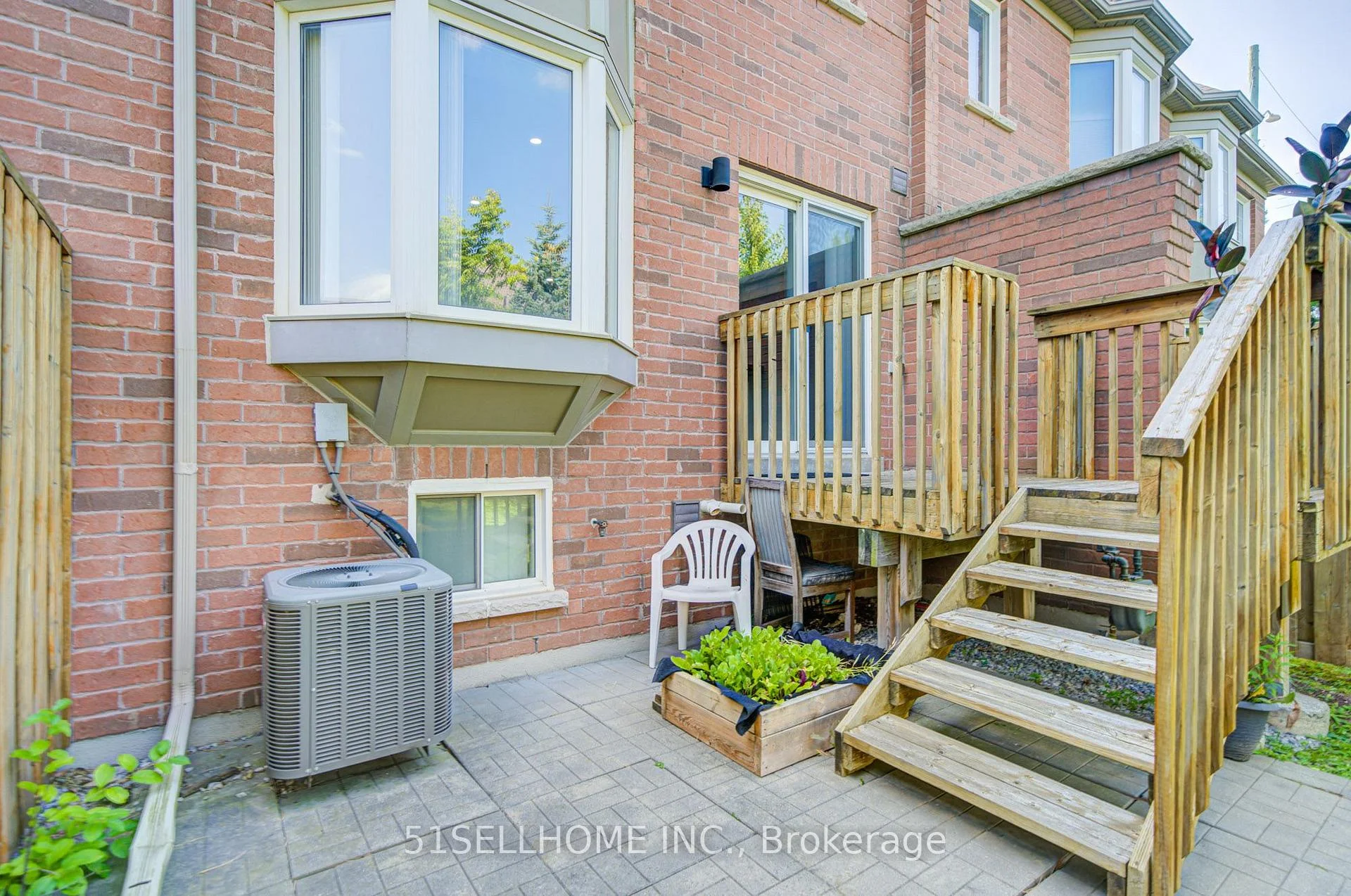 Photo 92 of 17 Winn Place, Aurora, Bayview Northeast — HOMEH