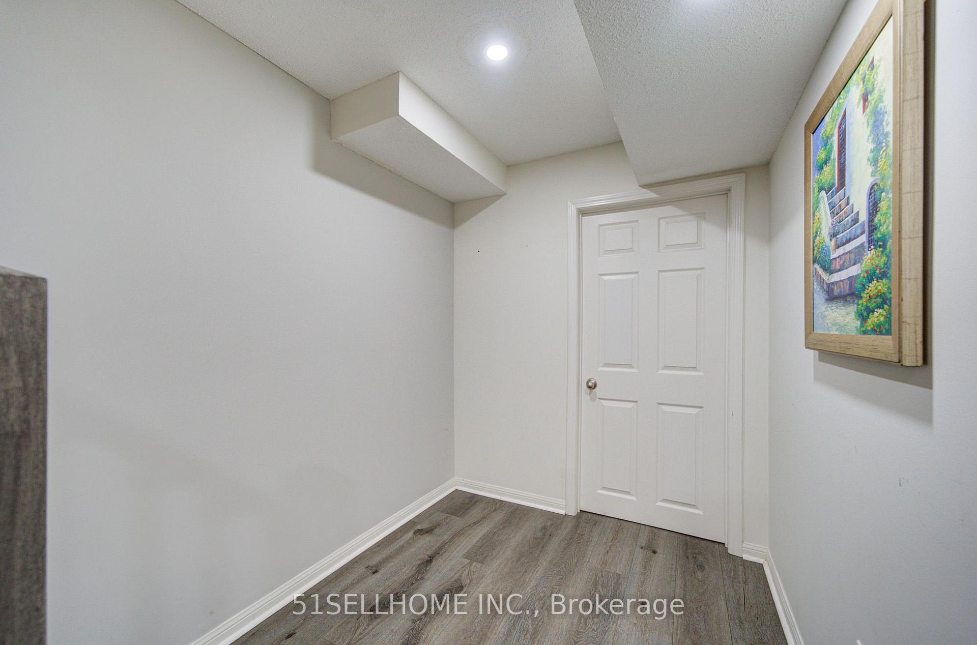 Photo 84 of 17 Winn Place, Aurora, Bayview Northeast — HOMEH