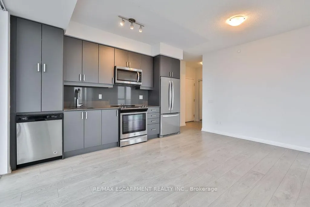 Photo 6 of Unit 2004, 7895 Jane Street, Vaughan, Concord — HOMEH