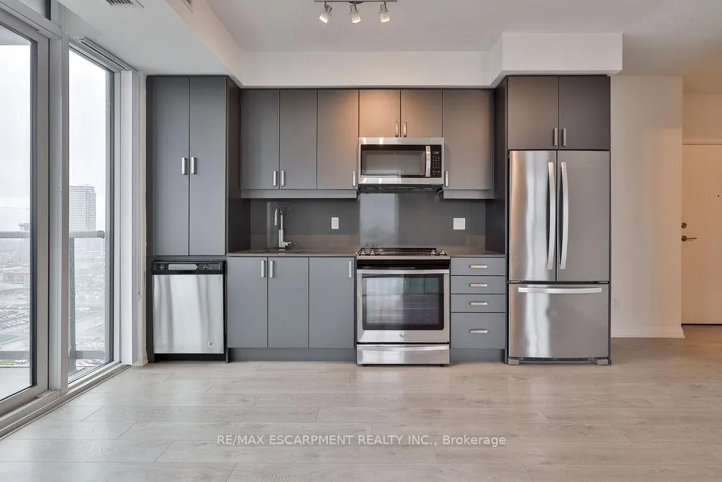 Photo 7 of Unit 2004, 7895 Jane Street, Vaughan, Concord — HOMEH