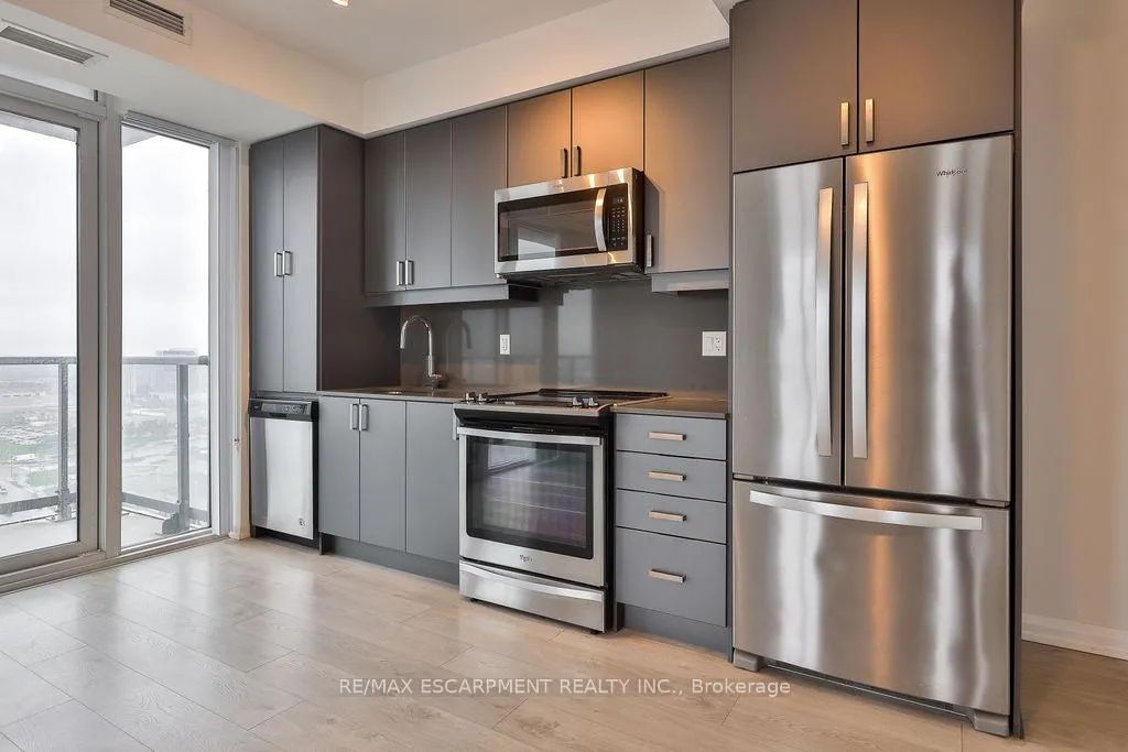 Photo 8 of Unit 2004, 7895 Jane Street, Vaughan, Concord — HOMEH
