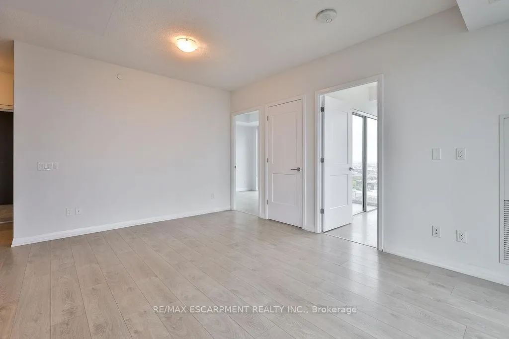 Photo 9 of Unit 2004, 7895 Jane Street, Vaughan, Concord — HOMEH