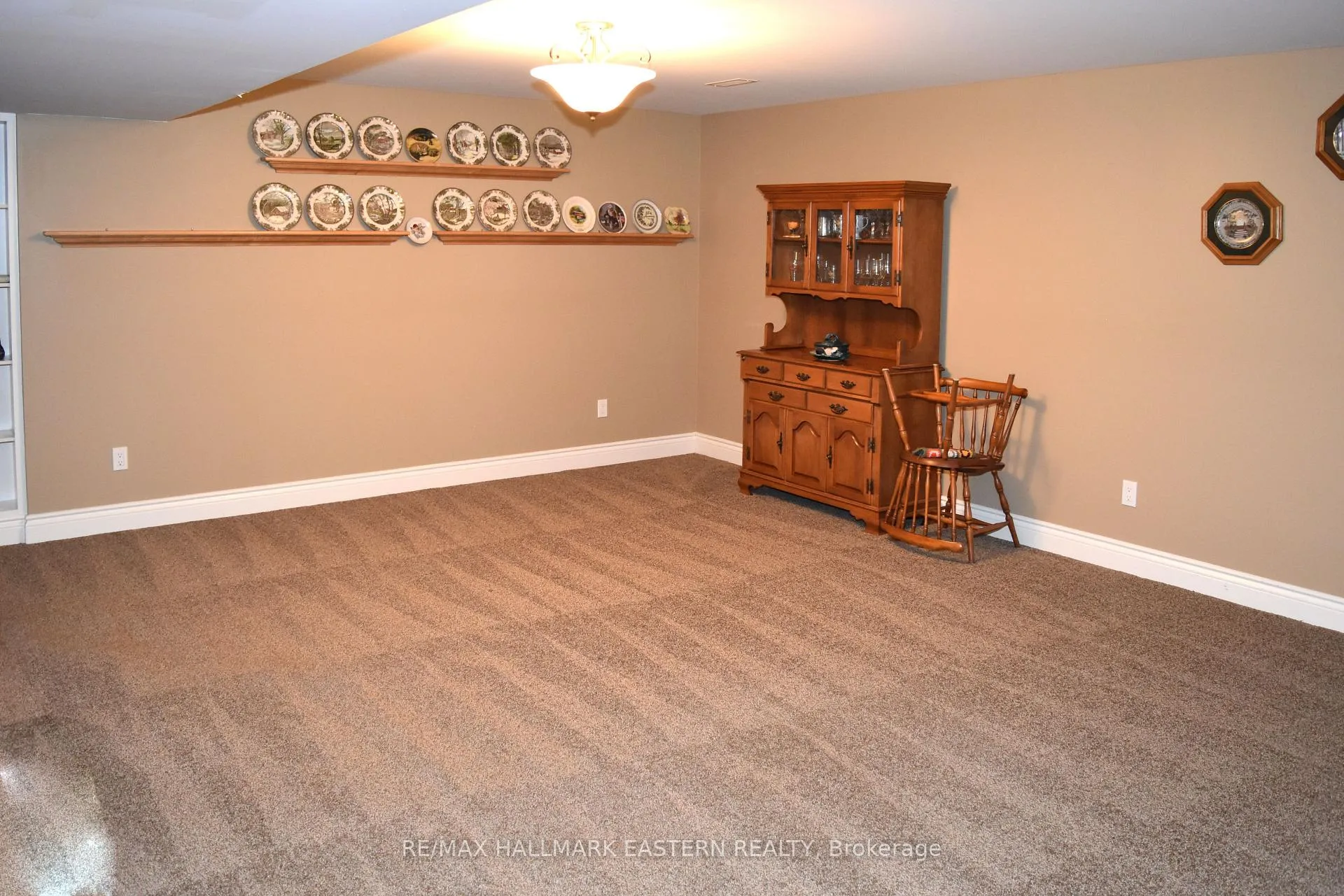 Photo 83 of 428 Raymond Street, Peterborough, Northcrest Ward 5 — HOMEH