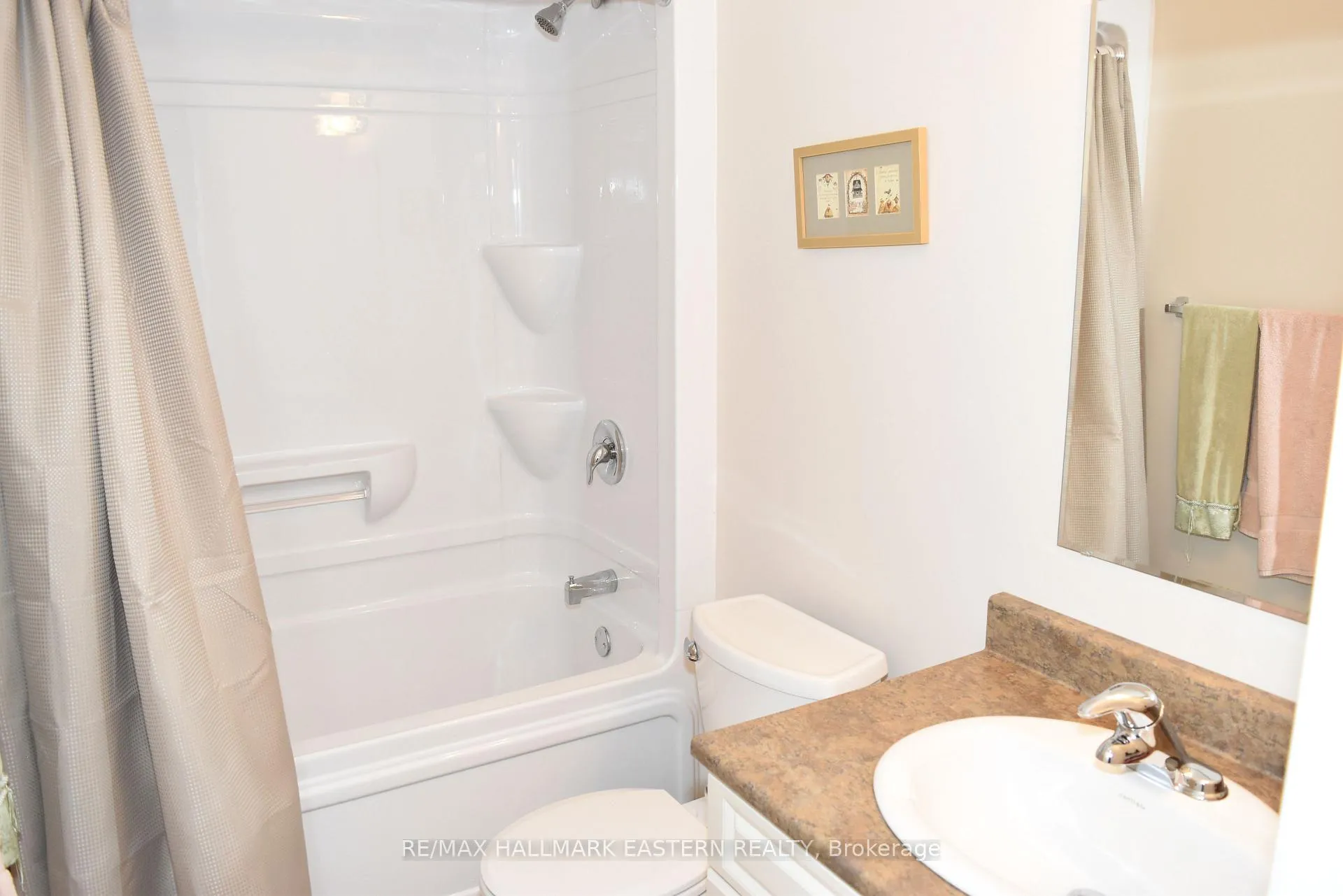 Photo 75 of 428 Raymond Street, Peterborough, Northcrest Ward 5 — HOMEH