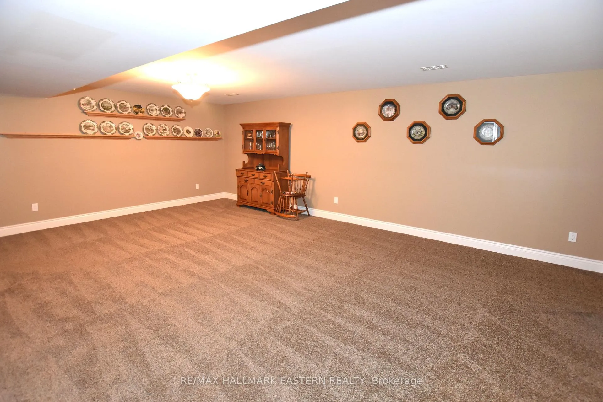 Photo 86 of 428 Raymond Street, Peterborough, Northcrest Ward 5 — HOMEH