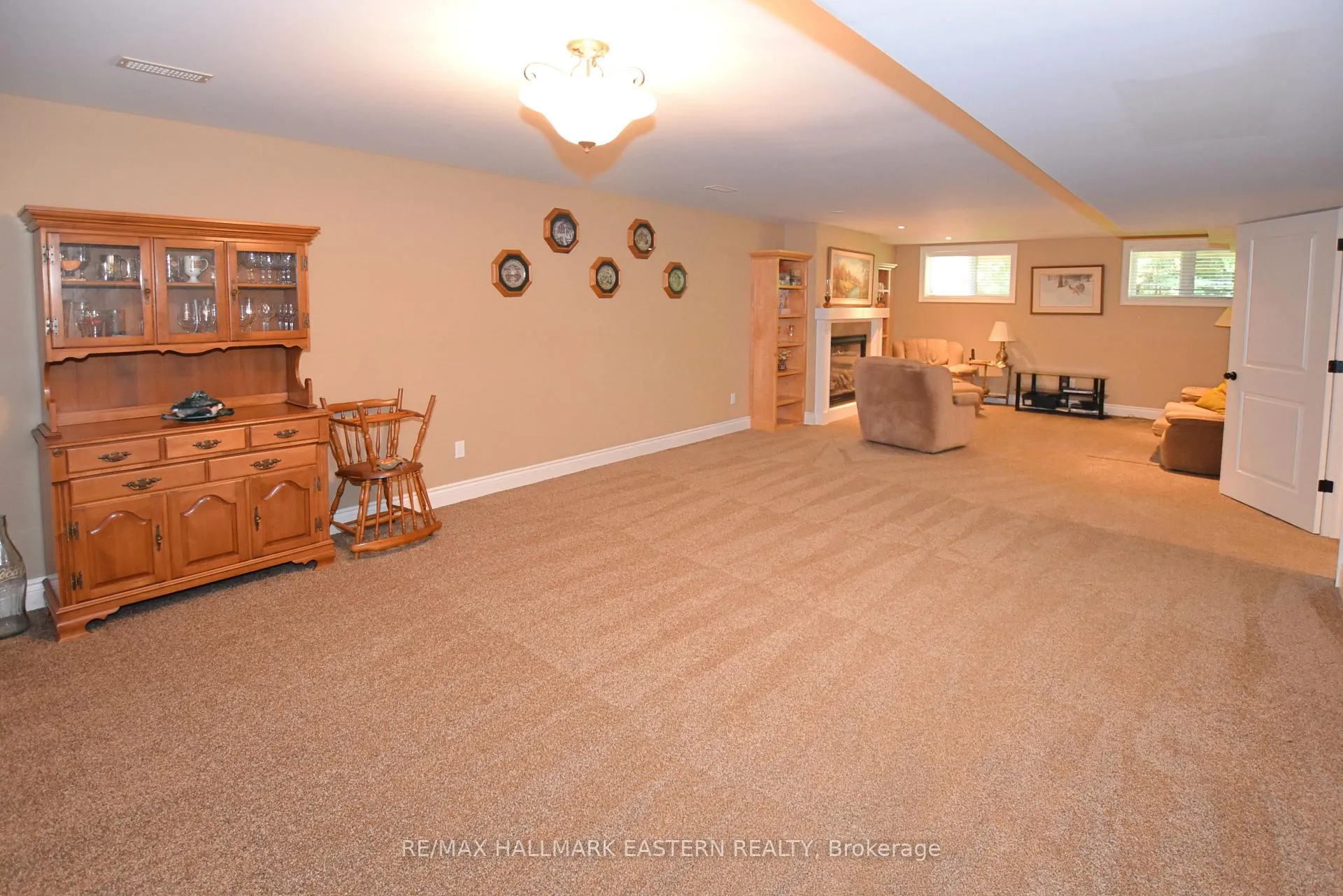 Photo 90 of 428 Raymond Street, Peterborough, Northcrest Ward 5 — HOMEH