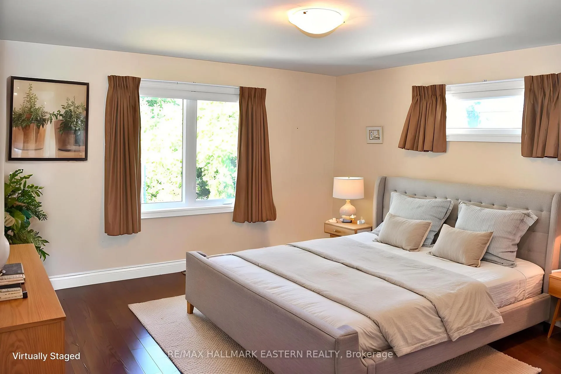 Photo 60 of 428 Raymond Street, Peterborough, Northcrest Ward 5 — HOMEH