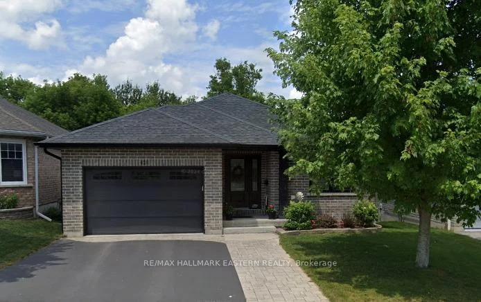 Photo 2 of 428 Raymond Street, Peterborough, Northcrest Ward 5 — HOMEH