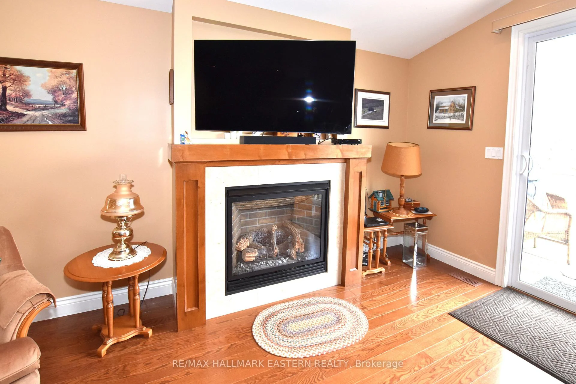 Photo 28 of 428 Raymond Street, Peterborough, Northcrest Ward 5 — HOMEH