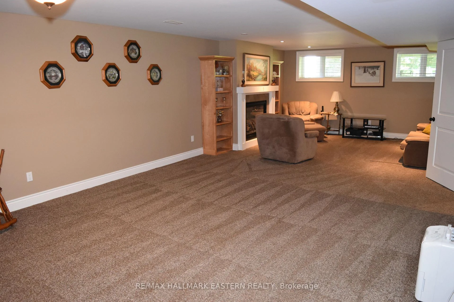 Photo 65 of 428 Raymond Street, Peterborough, Northcrest Ward 5 — HOMEH