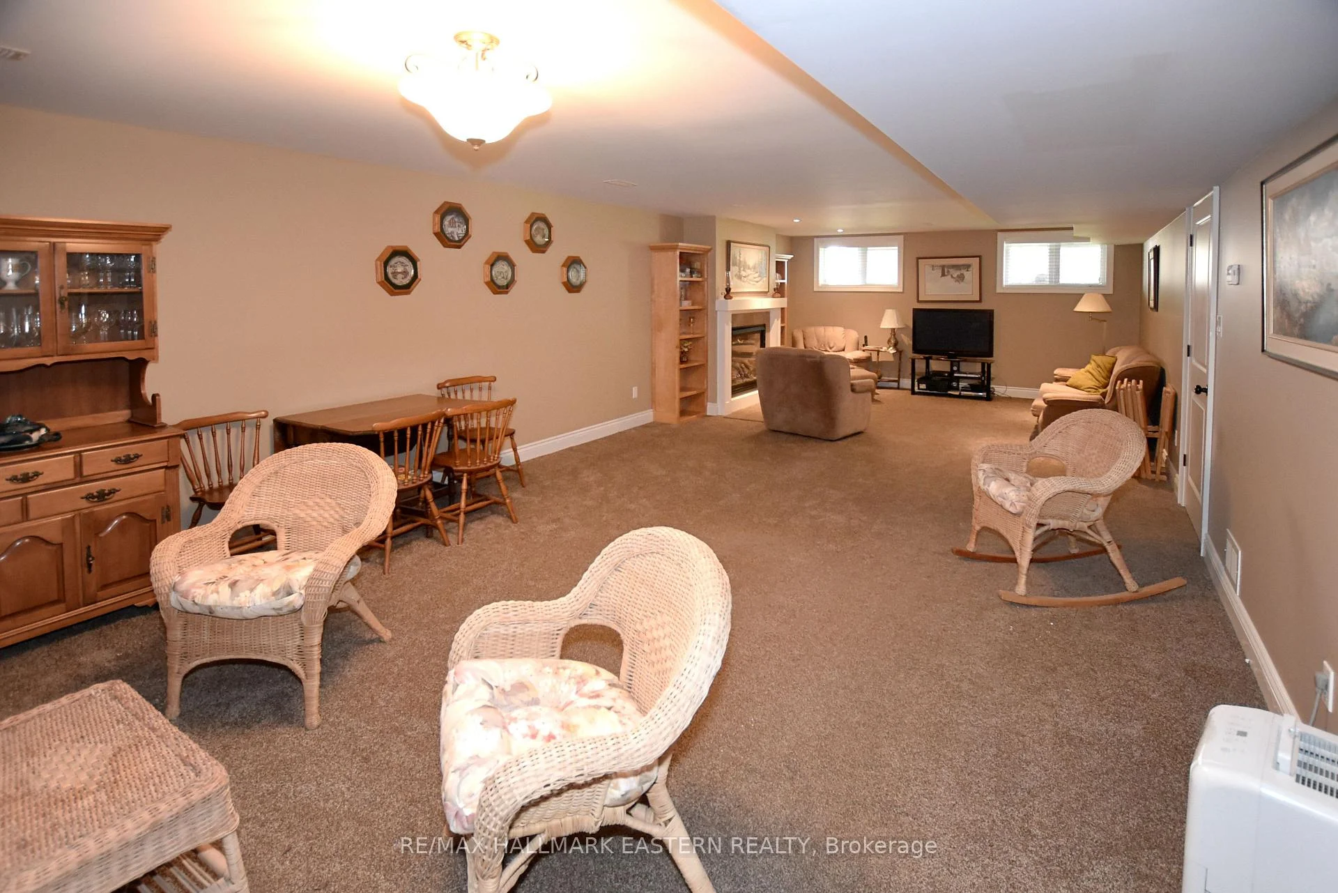 Photo 67 of 428 Raymond Street, Peterborough, Northcrest Ward 5 — HOMEH