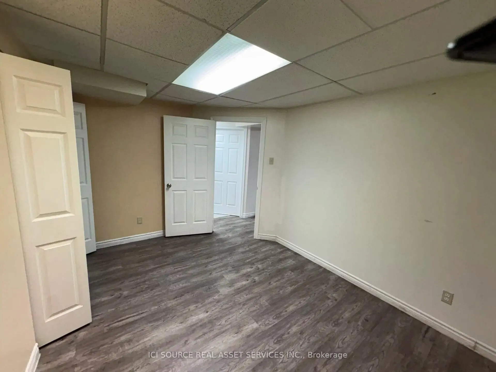 Photo 5 of Unit Lower, 23 Broadbridge Drive, Scarborough, Rouge — HOMEH