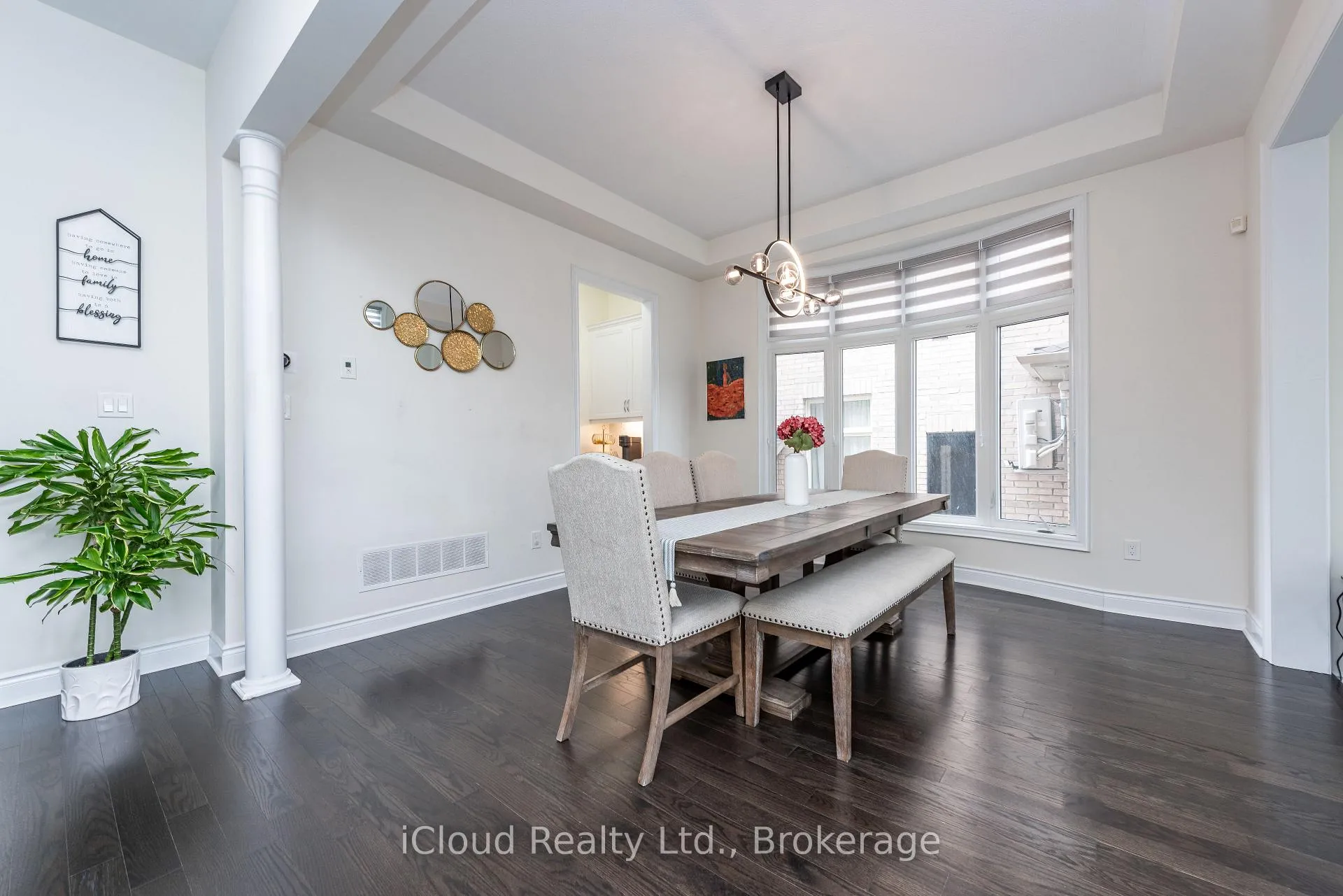 Photo 15 of 41 Elbern Markell Drive, Brampton, Credit Valley — HOMEH