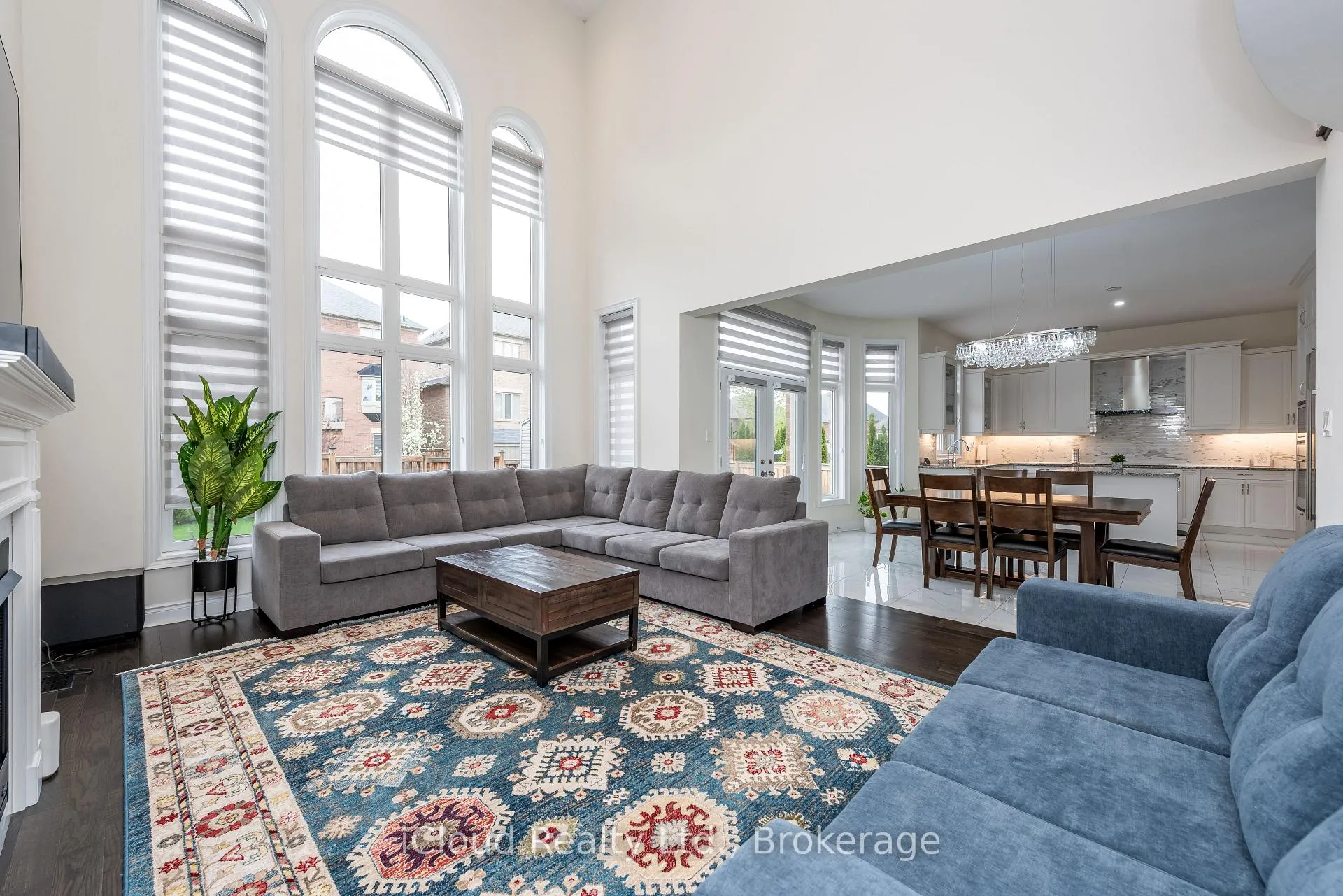 Photo 18 of 41 Elbern Markell Drive, Brampton, Credit Valley — HOMEH