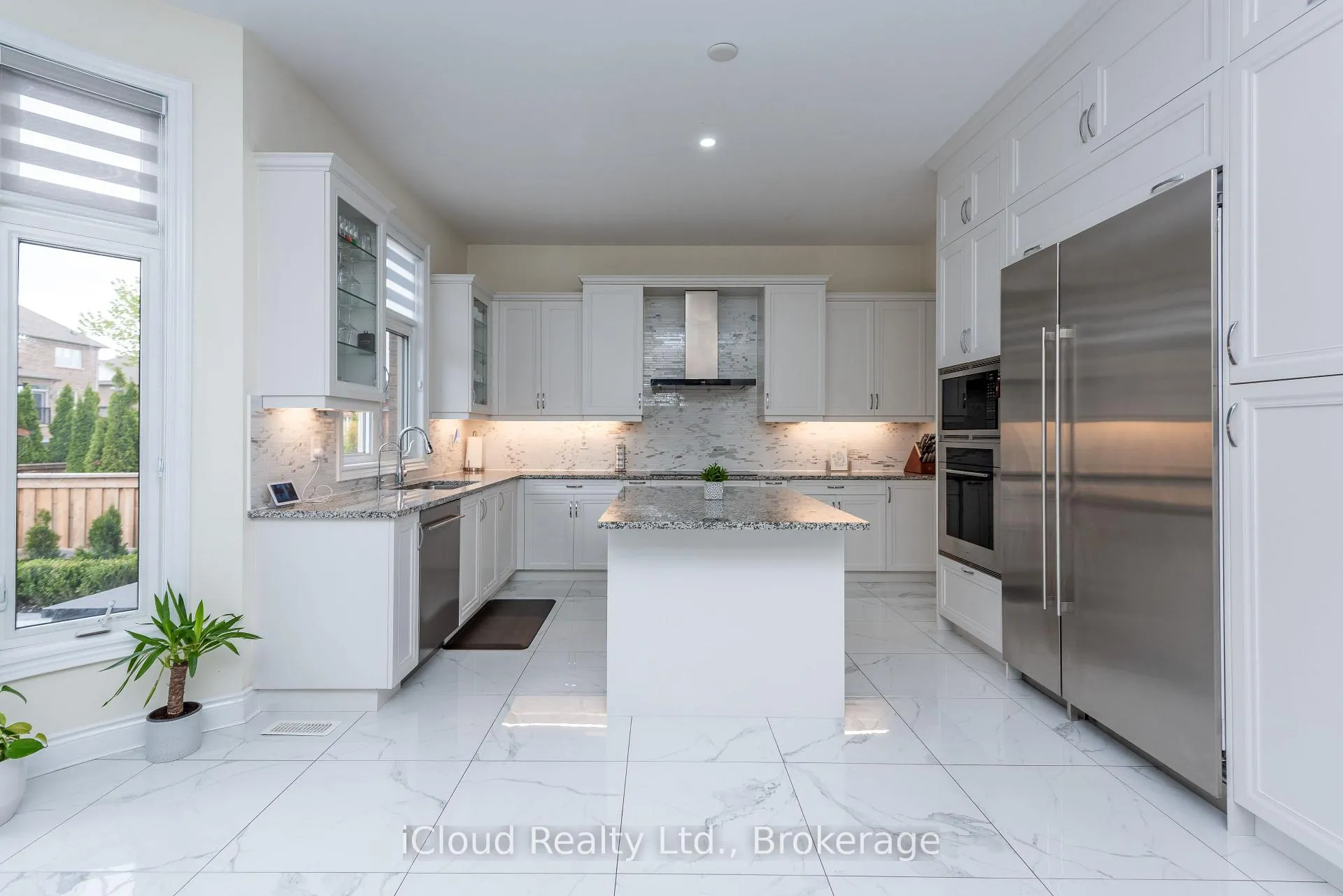 Photo 23 of 41 Elbern Markell Drive, Brampton, Credit Valley — HOMEH