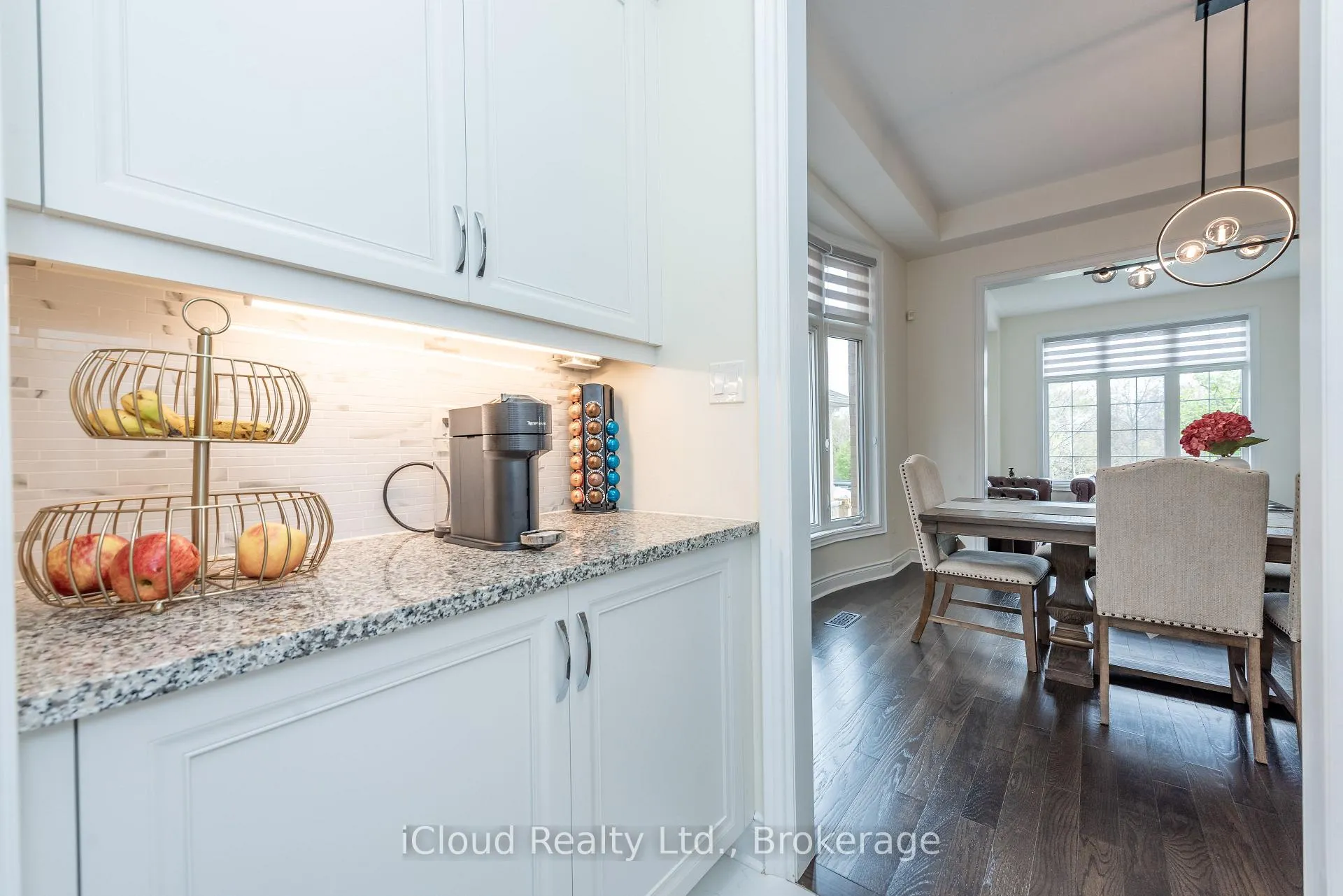 Photo 26 of 41 Elbern Markell Drive, Brampton, Credit Valley — HOMEH