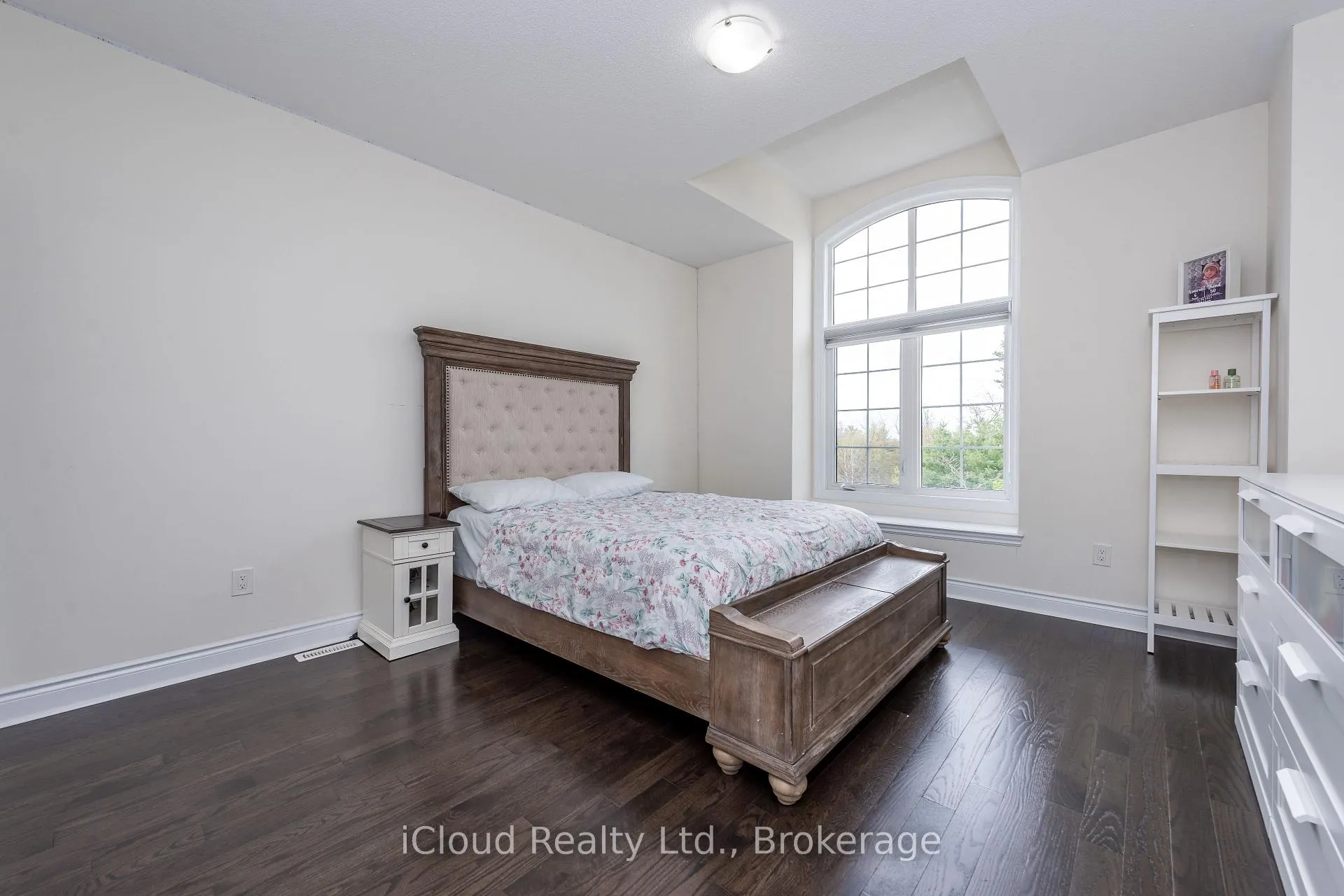 Photo 36 of 41 Elbern Markell Drive, Brampton, Credit Valley — HOMEH