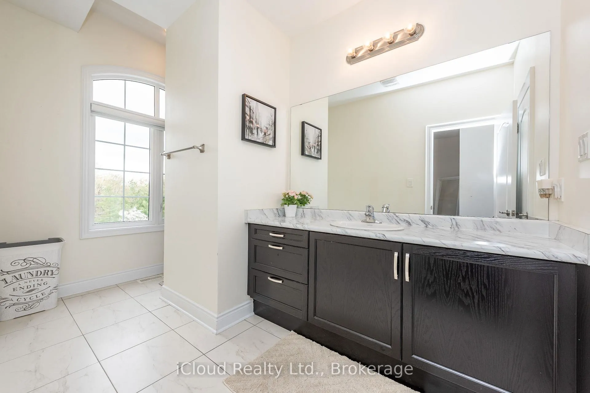 Photo 41 of 41 Elbern Markell Drive, Brampton, Credit Valley — HOMEH