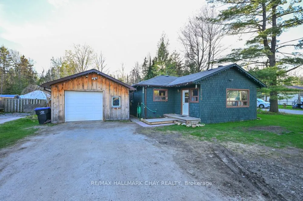 Photo 2 of 2490 25th Side Road, Innisfil, Alcona — HOMEH