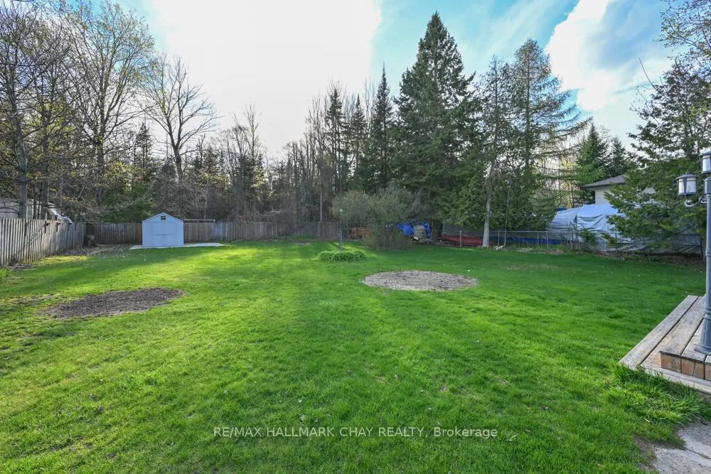 Photo 24 of 2490 25th Side Road, Innisfil, Alcona — HOMEH