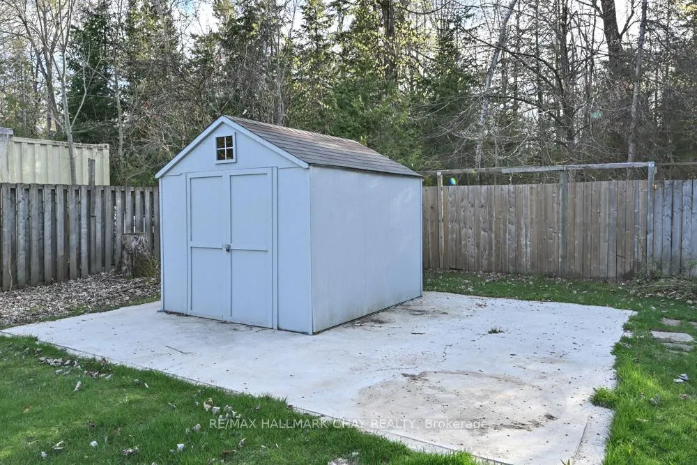 Photo 26 of 2490 25th Side Road, Innisfil, Alcona — HOMEH