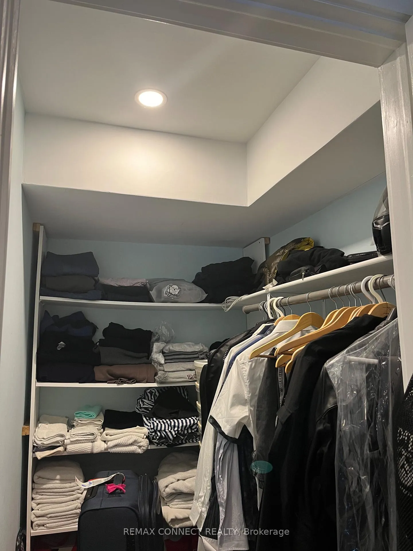 Photo 7 of Unit 1, 685 Westshore Boulevard S, Pickering, West Shore — HOMEH