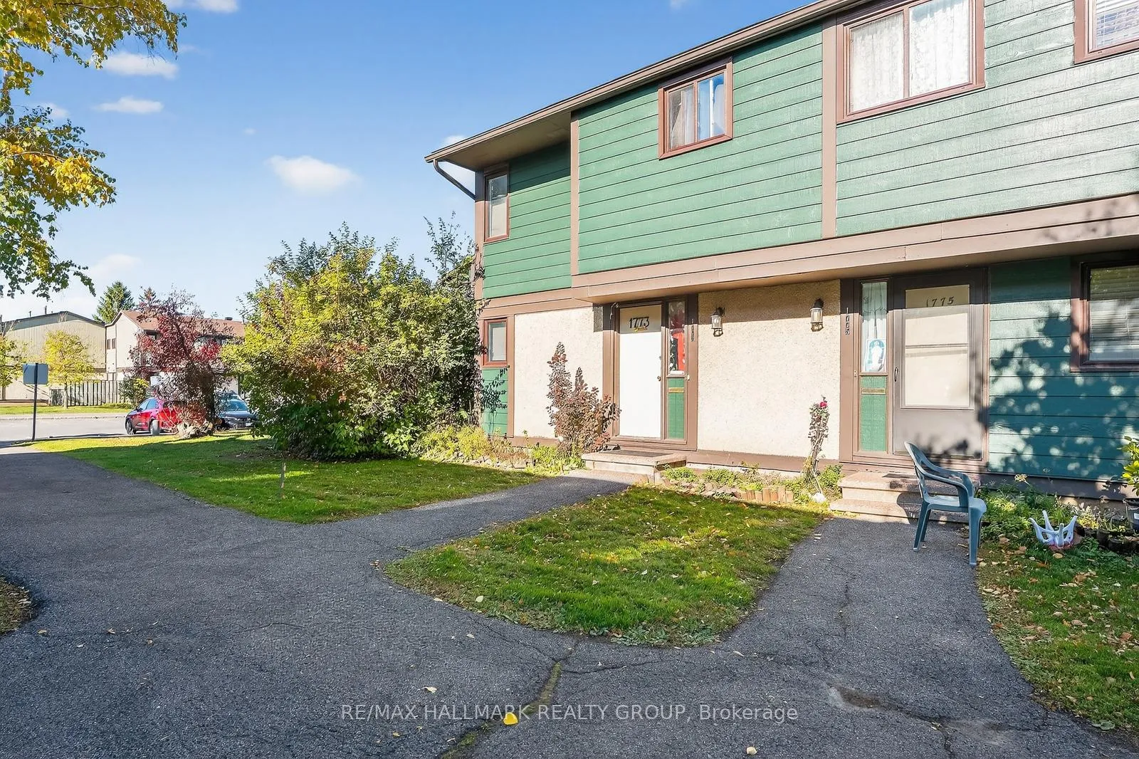 Photo 3 of Unit 90, 1773 Meadowbrook Road, Ottawa, Pineview — HOMEH