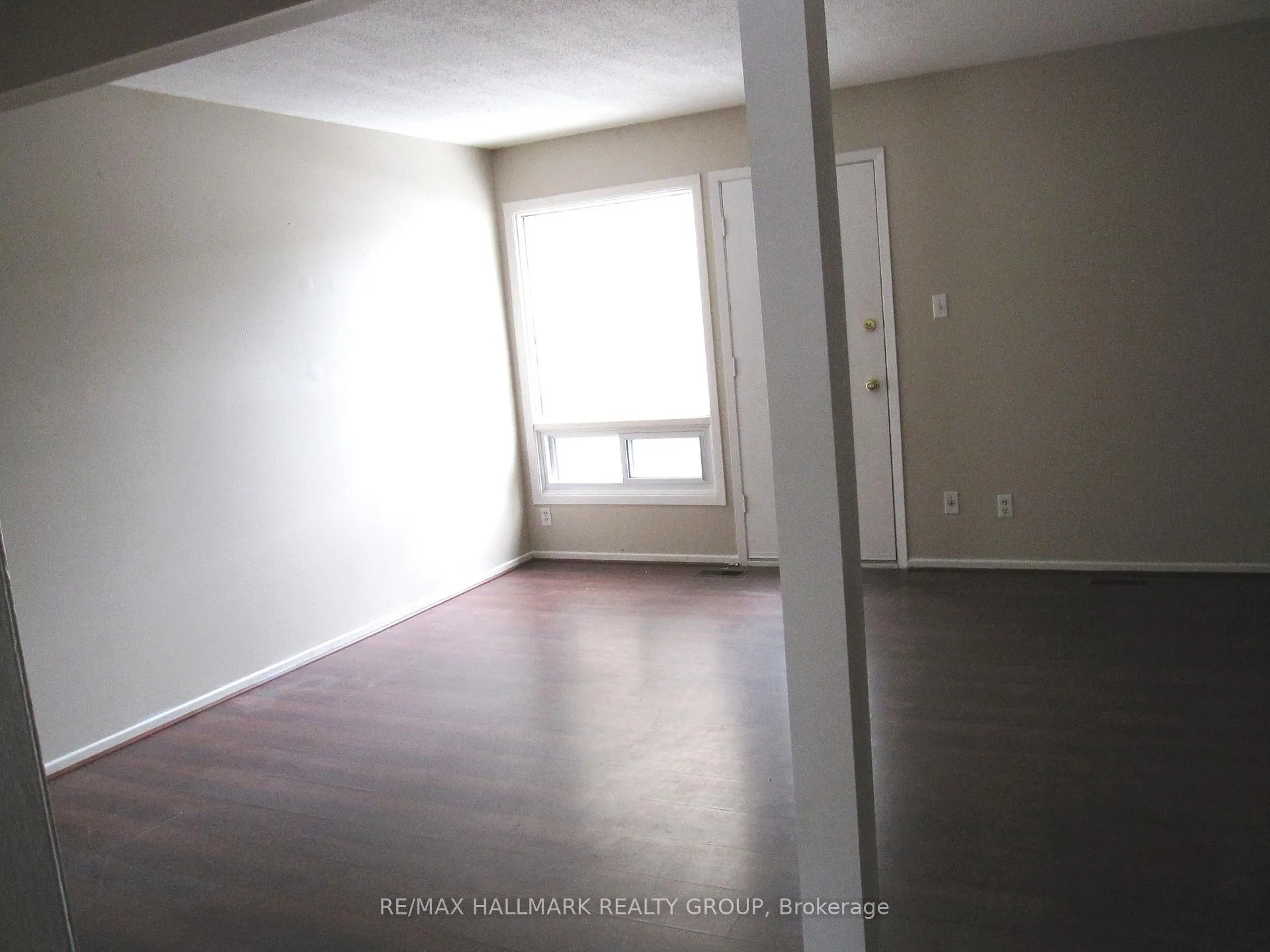 Photo 9 of Unit 90, 1773 Meadowbrook Road, Ottawa, Pineview — HOMEH