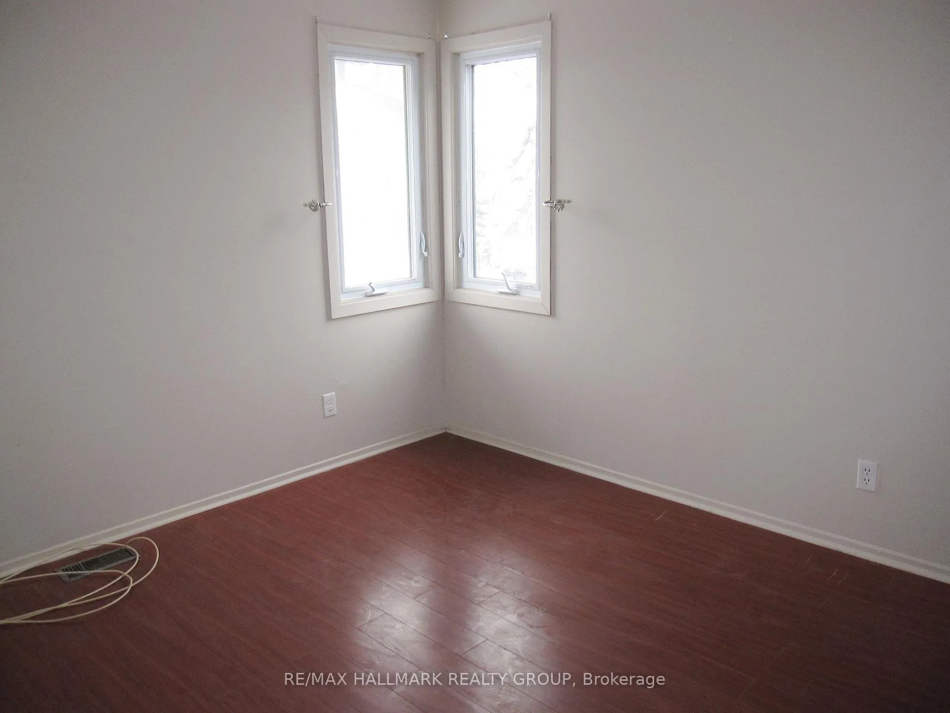 Photo 15 of Unit 90, 1773 Meadowbrook Road, Ottawa, Pineview — HOMEH