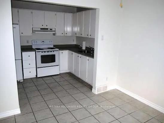 Photo 3 of Unit 111, 1817 Meadowbrook Road, Ottawa, Pineview — HOMEH