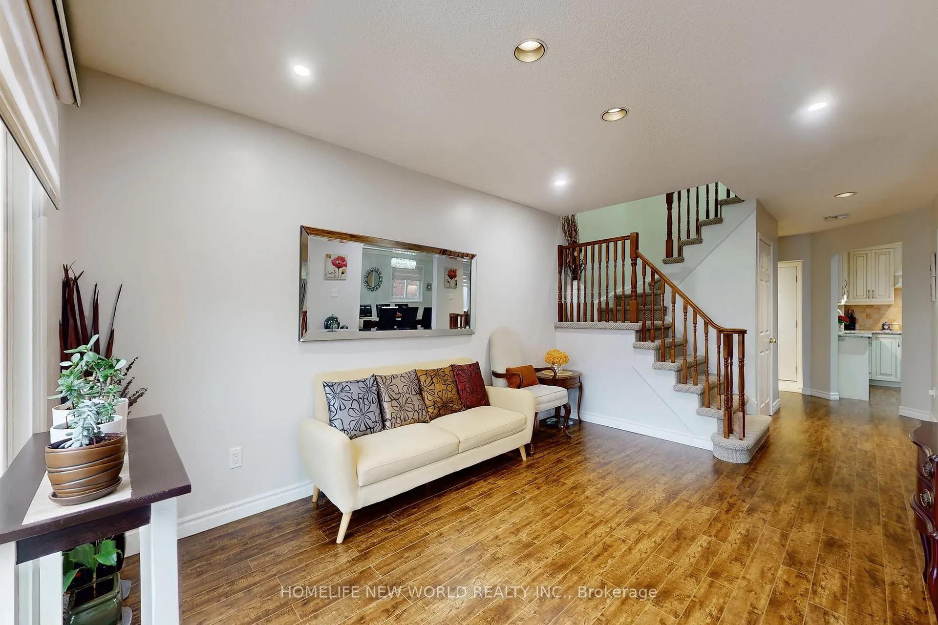 Photo 6 of 179 Campbell Avenue, Vaughan, Crestwood-Springfarm-Yorkhill — HOMEH