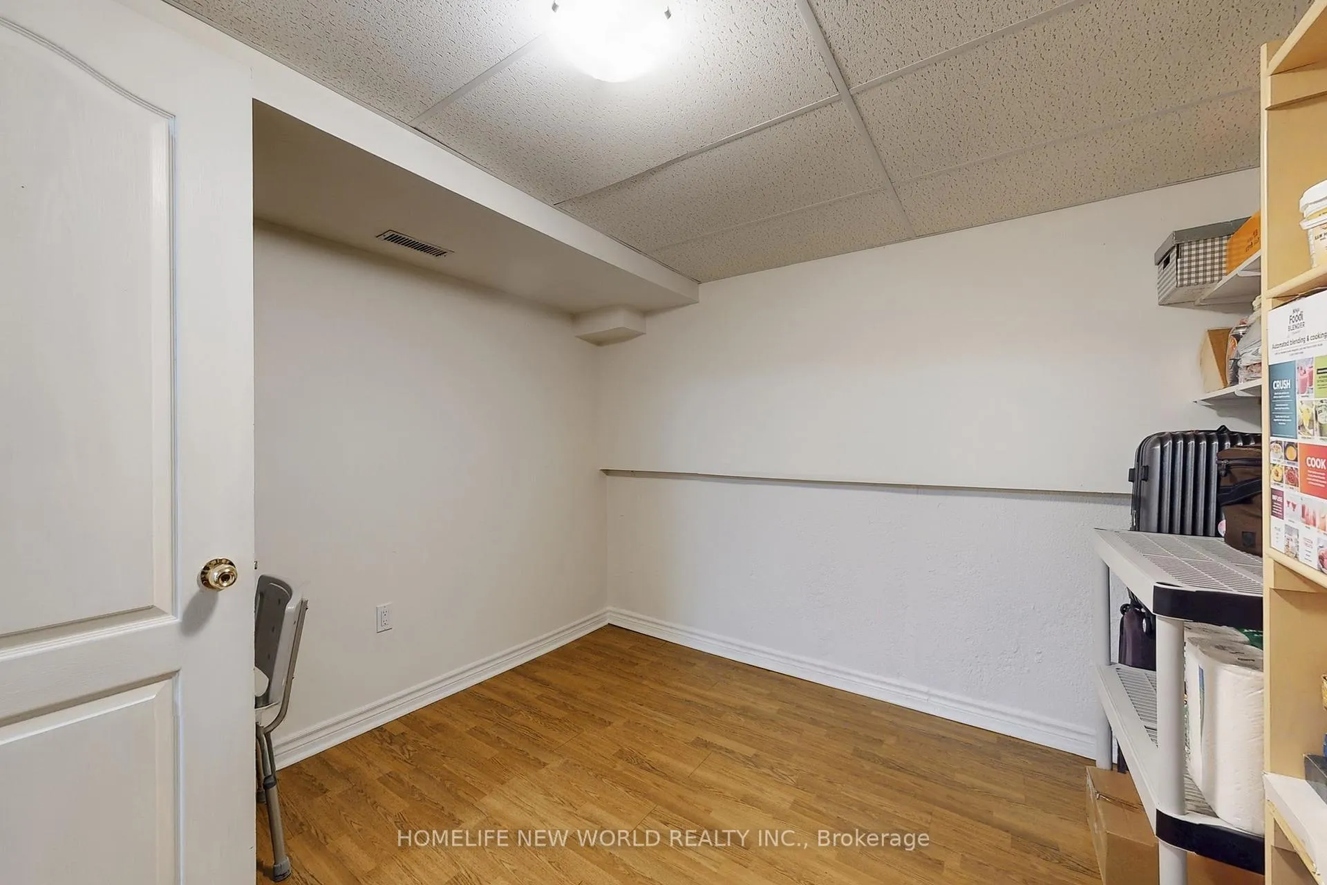 Photo 32 of 179 Campbell Avenue, Vaughan, Crestwood-Springfarm-Yorkhill — HOMEH