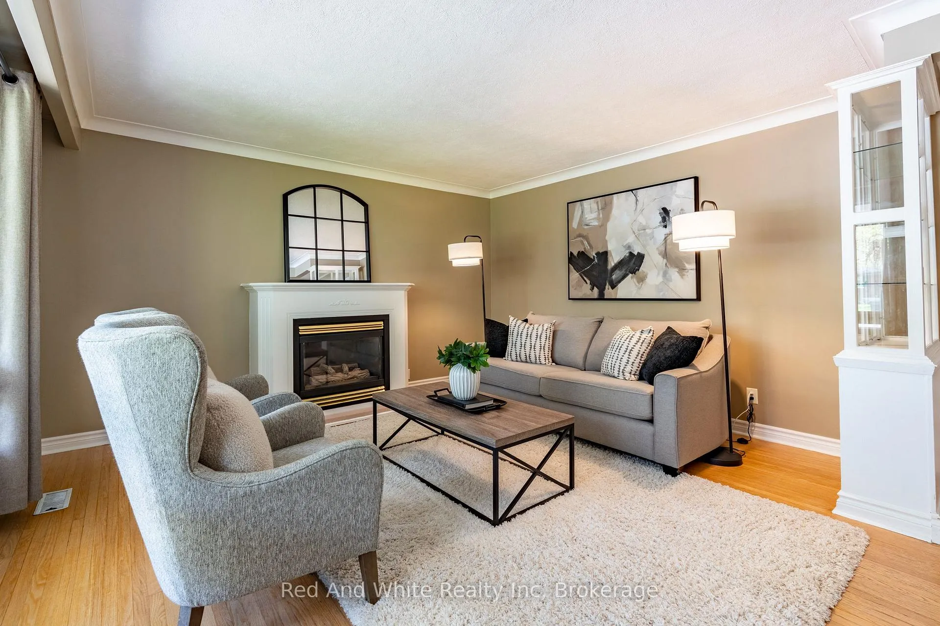 Photo 5 of 104 Boniface Avenue, Kitchener — HOMEH