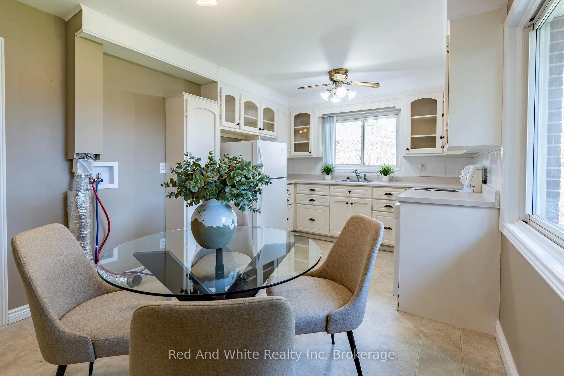 Photo 10 of 104 Boniface Avenue, Kitchener — HOMEH