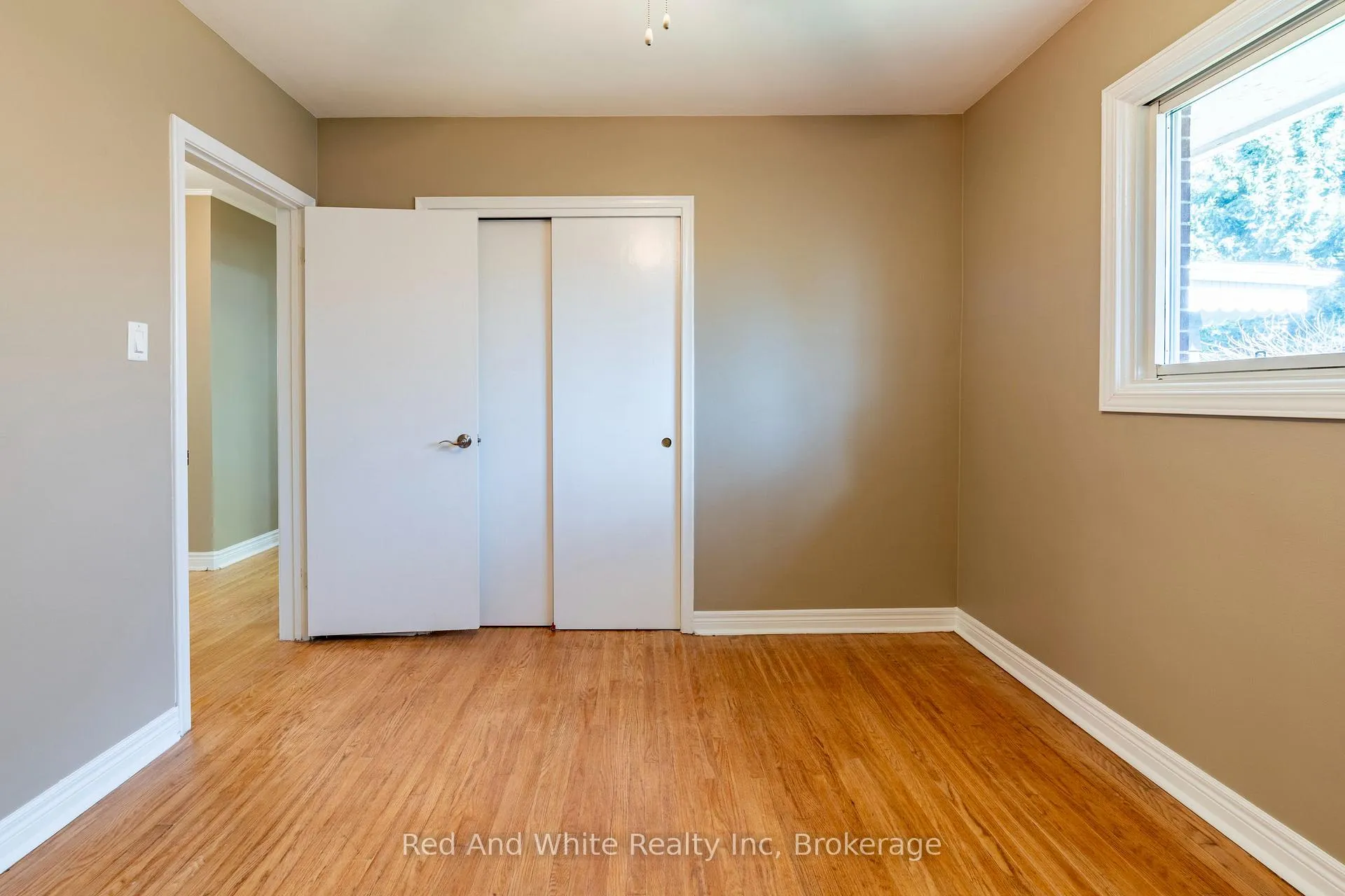 Photo 20 of 104 Boniface Avenue, Kitchener — HOMEH
