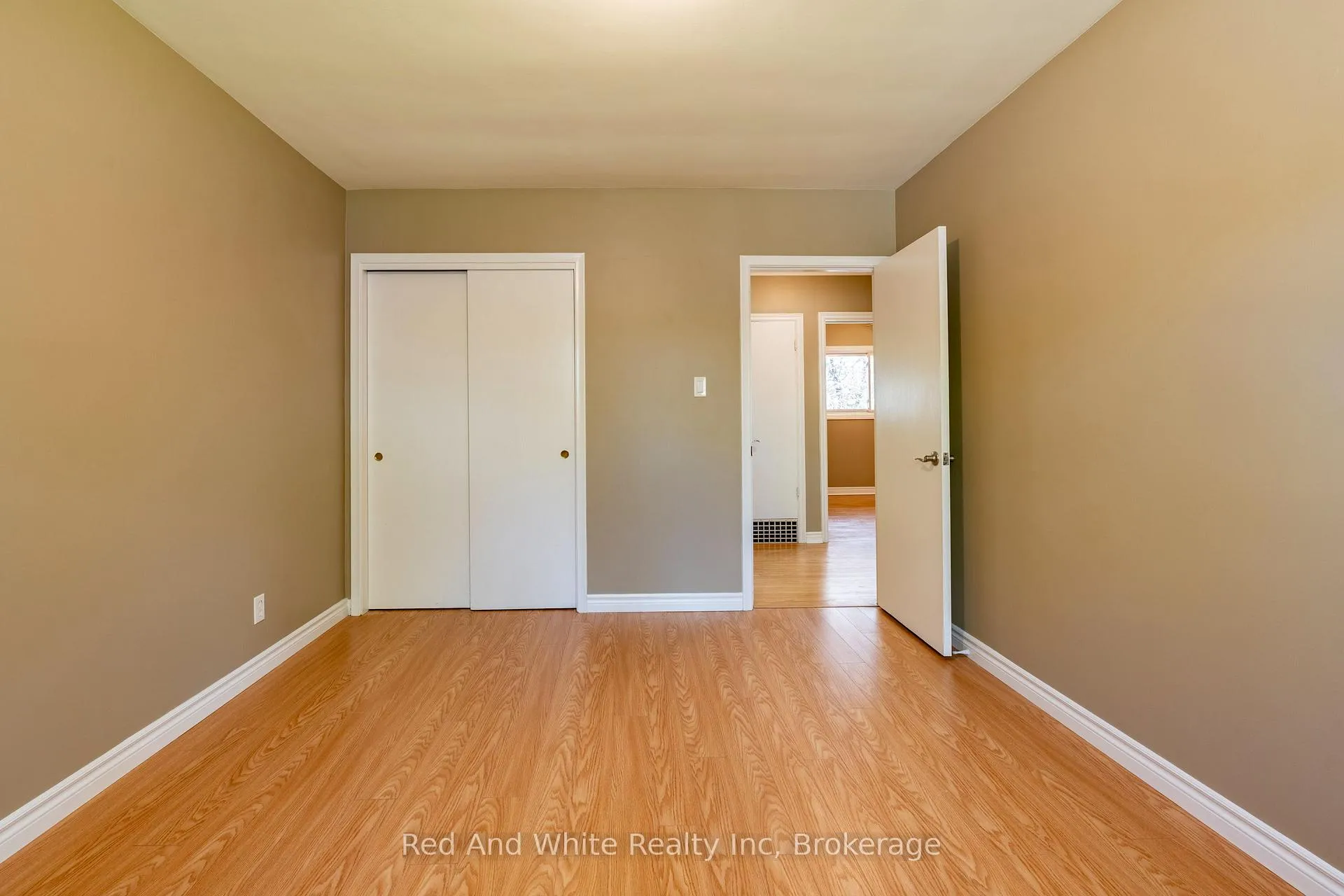 Photo 22 of 104 Boniface Avenue, Kitchener — HOMEH