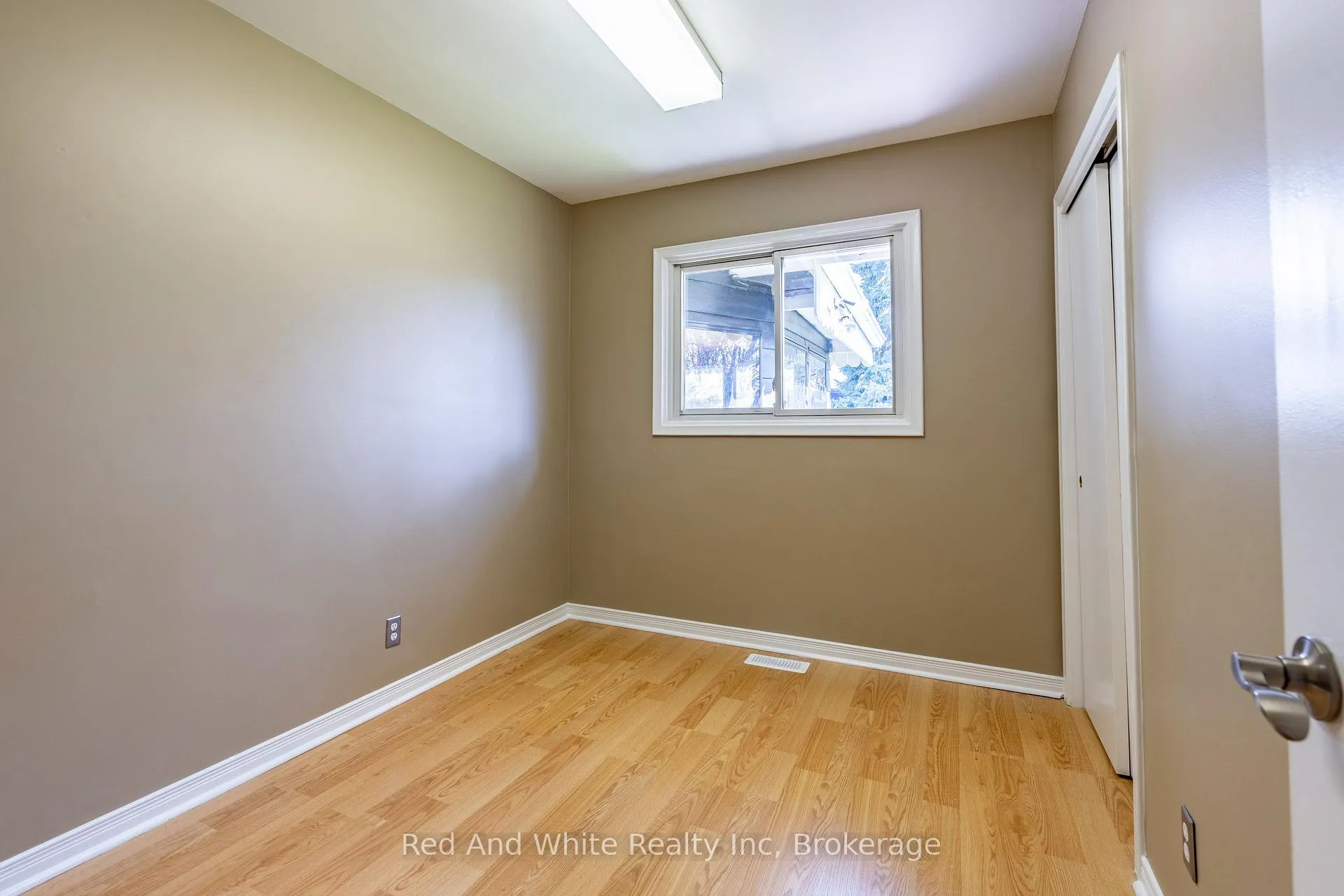Photo 23 of 104 Boniface Avenue, Kitchener — HOMEH