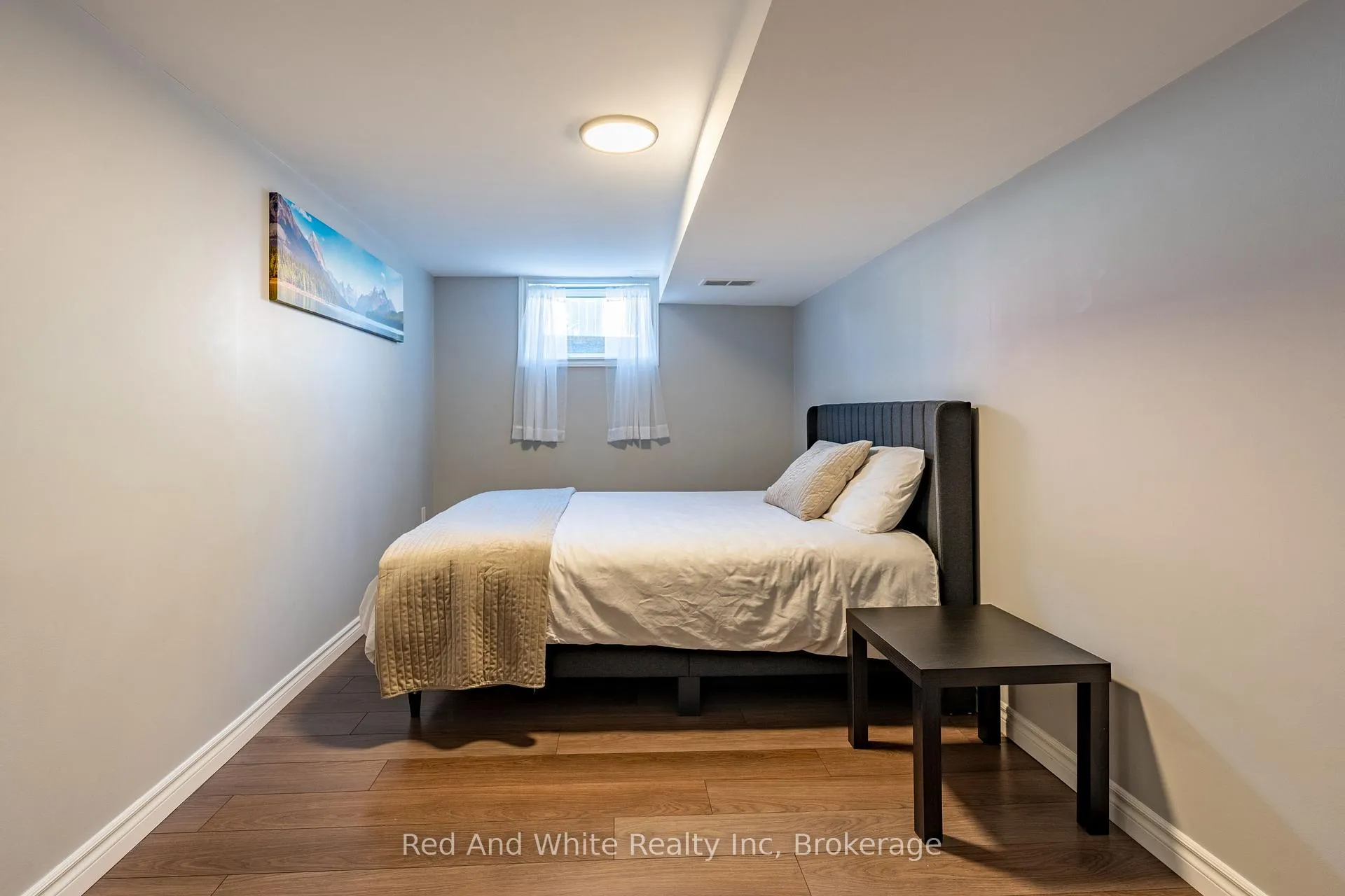 Photo 33 of 104 Boniface Avenue, Kitchener — HOMEH
