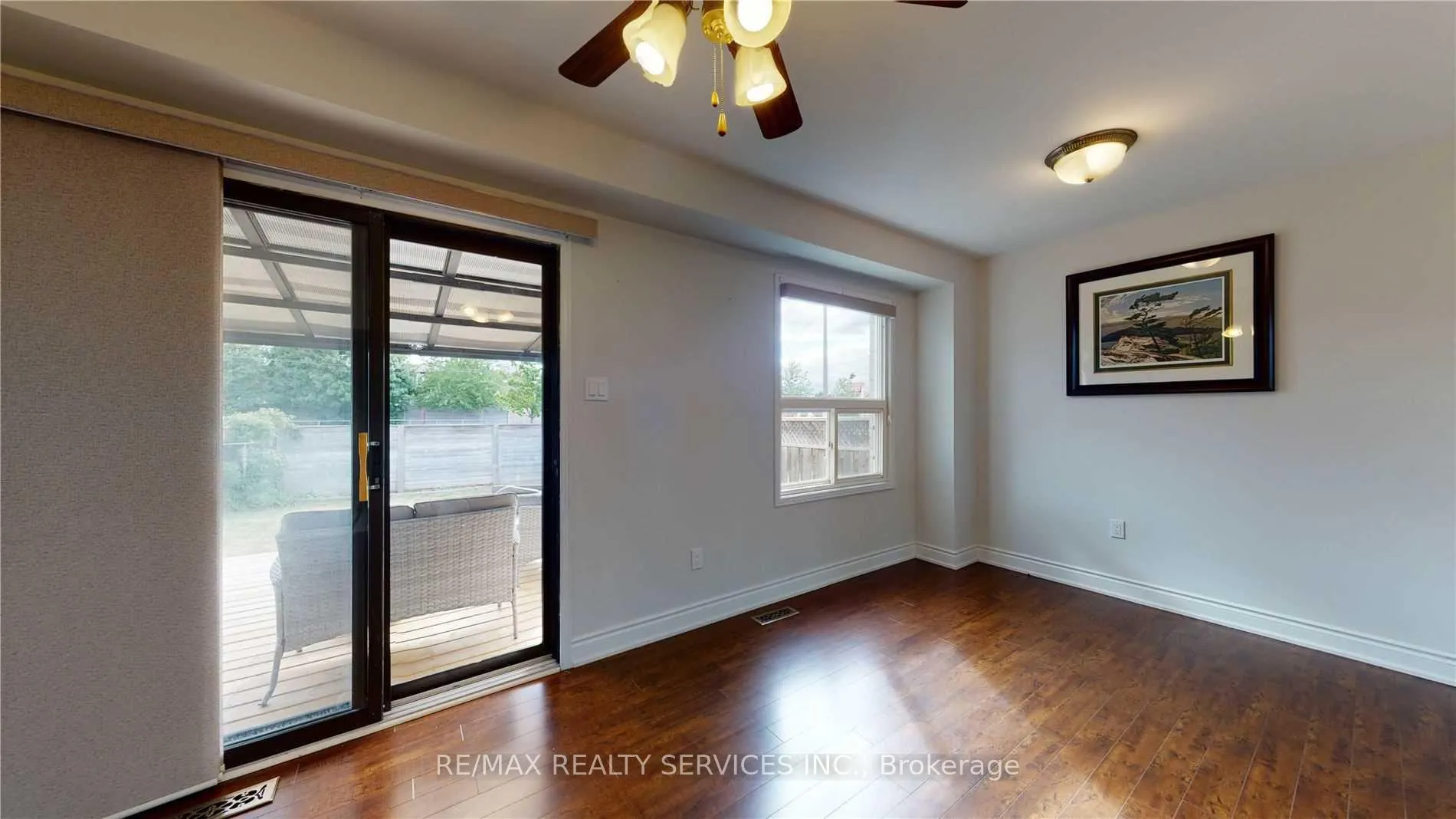 Photo 6 of 44 Elmstead Court, Brampton, Fletcher's Creek South — HOMEH