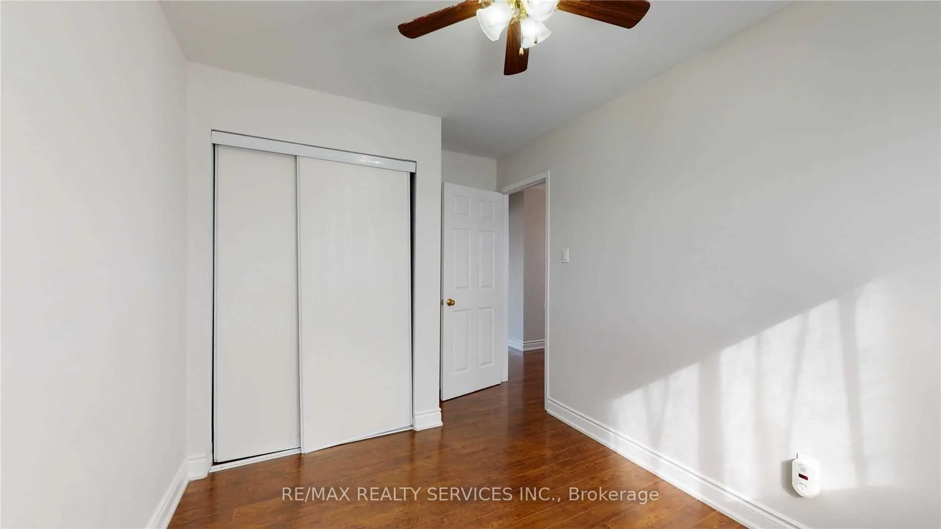 Photo 9 of 44 Elmstead Court, Brampton, Fletcher's Creek South — HOMEH