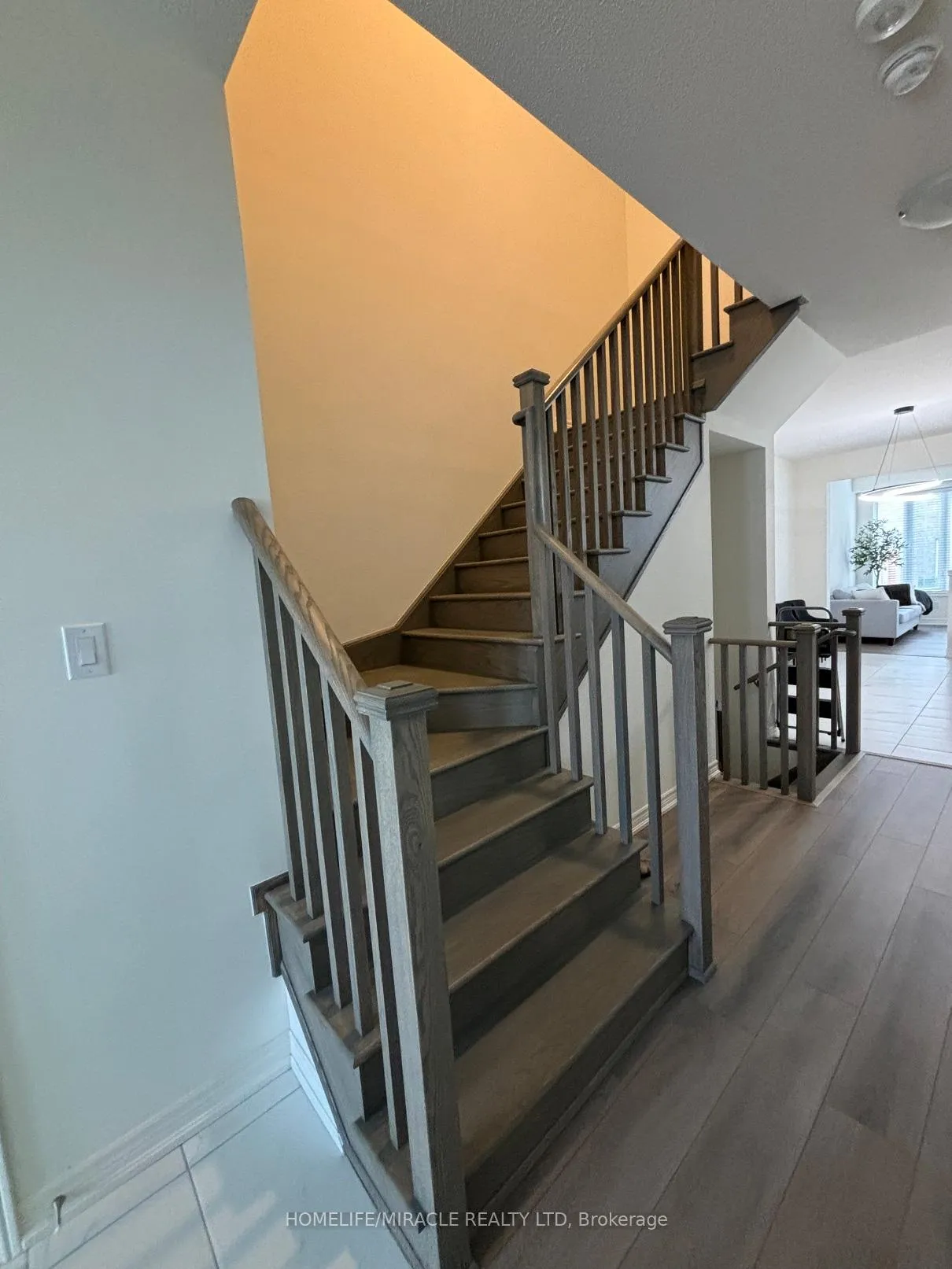 Photo 12 of 111 Stewardship Road, Brampton, Northwest Brampton — HOMEH