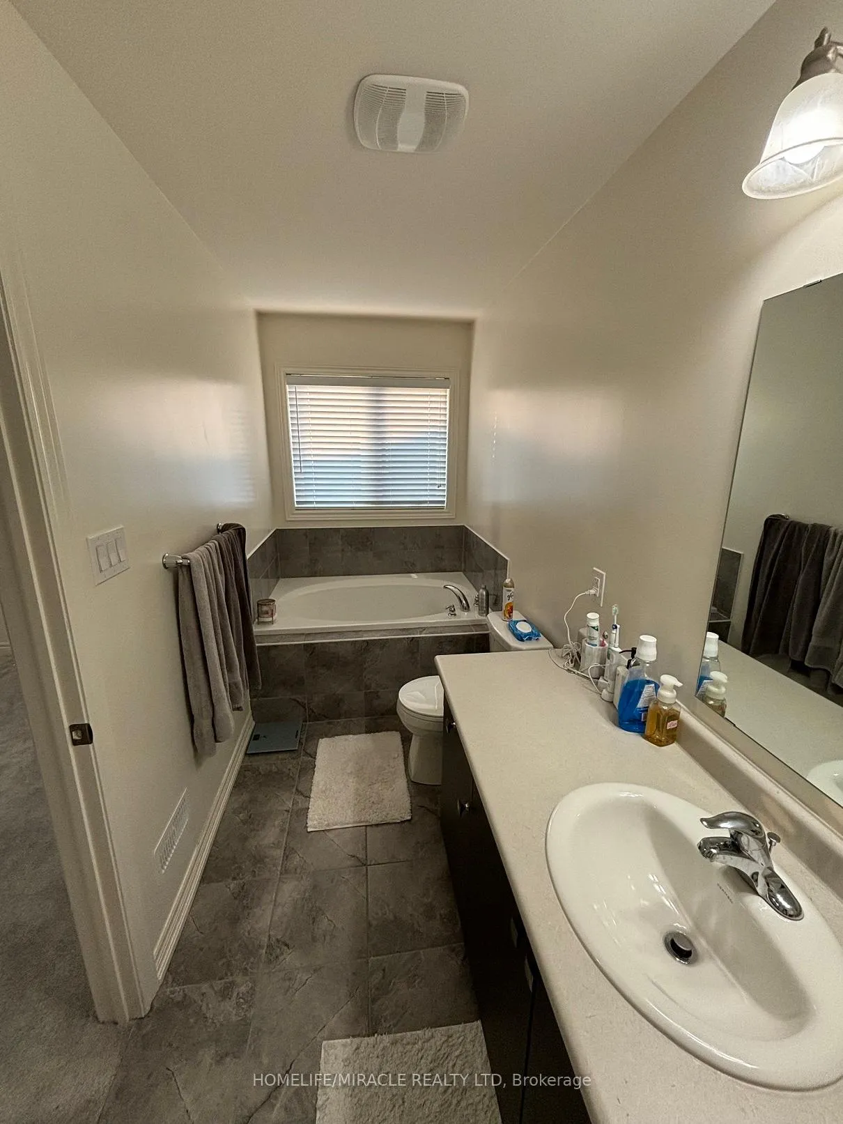 Photo 19 of 111 Stewardship Road, Brampton, Northwest Brampton — HOMEH