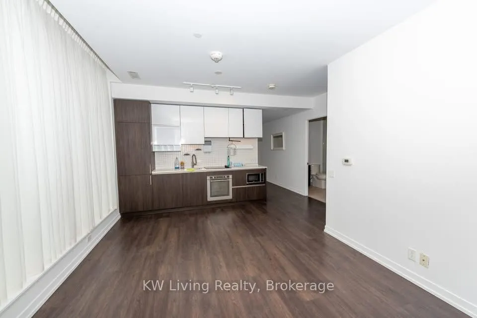 Front of Unit 3302, 898 Portage Parkway