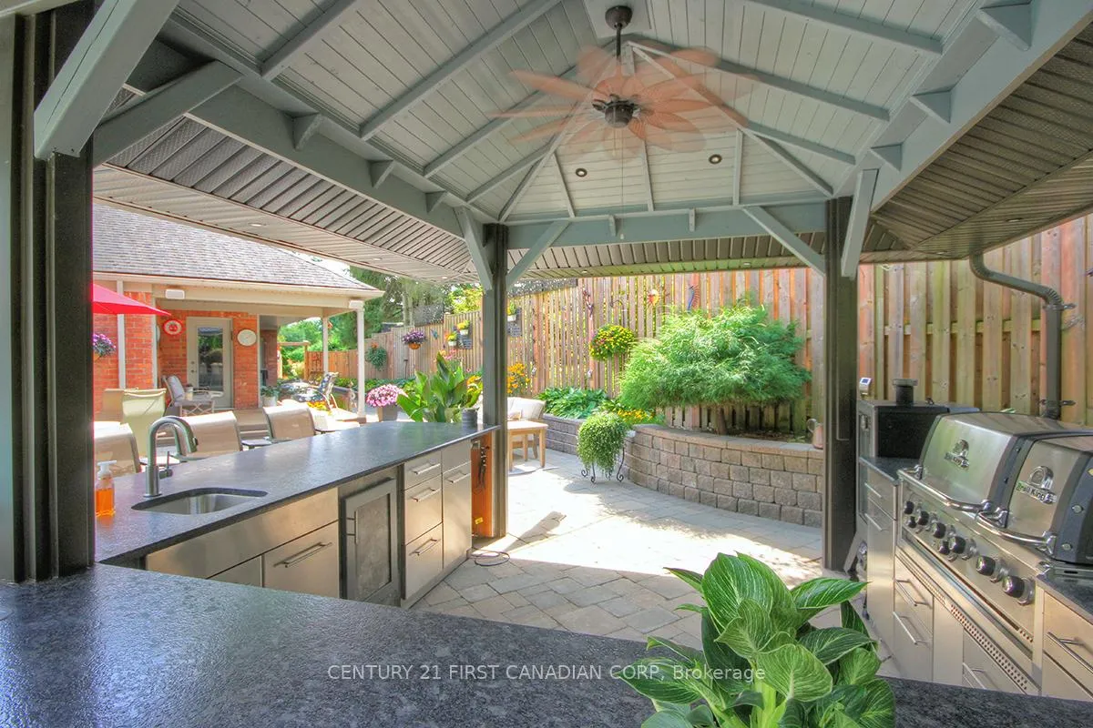 Photo 40 of 811 Clearview Crescent, London, North Q — HOMEH