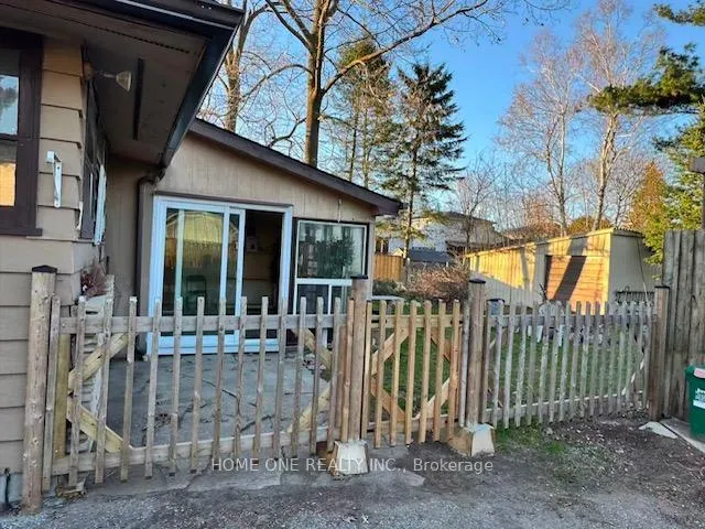 Photo 3 of 2467 25th Side Road, Innisfil, Alcona — HOMEH