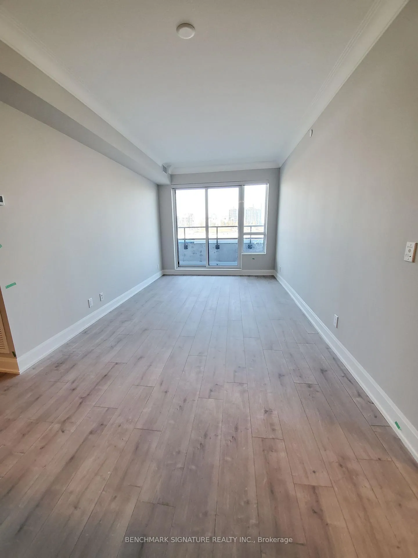 Photo 2 of Unit 207, 8 Water Walk Drive, Markham, Unionville — HOMEH
